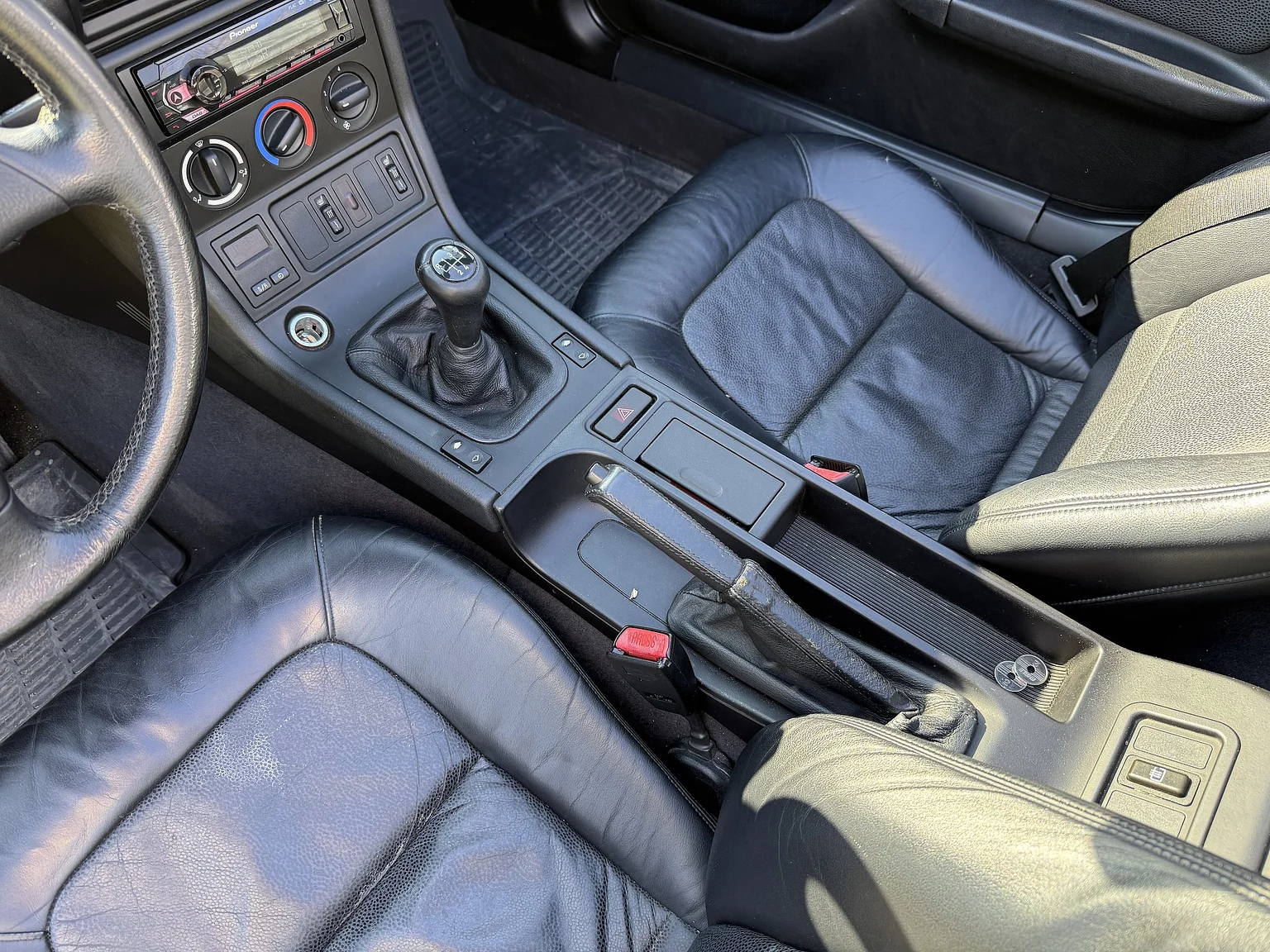 Innenraumfoto von 1996 BMW Z3 1.8 Z3 (5)