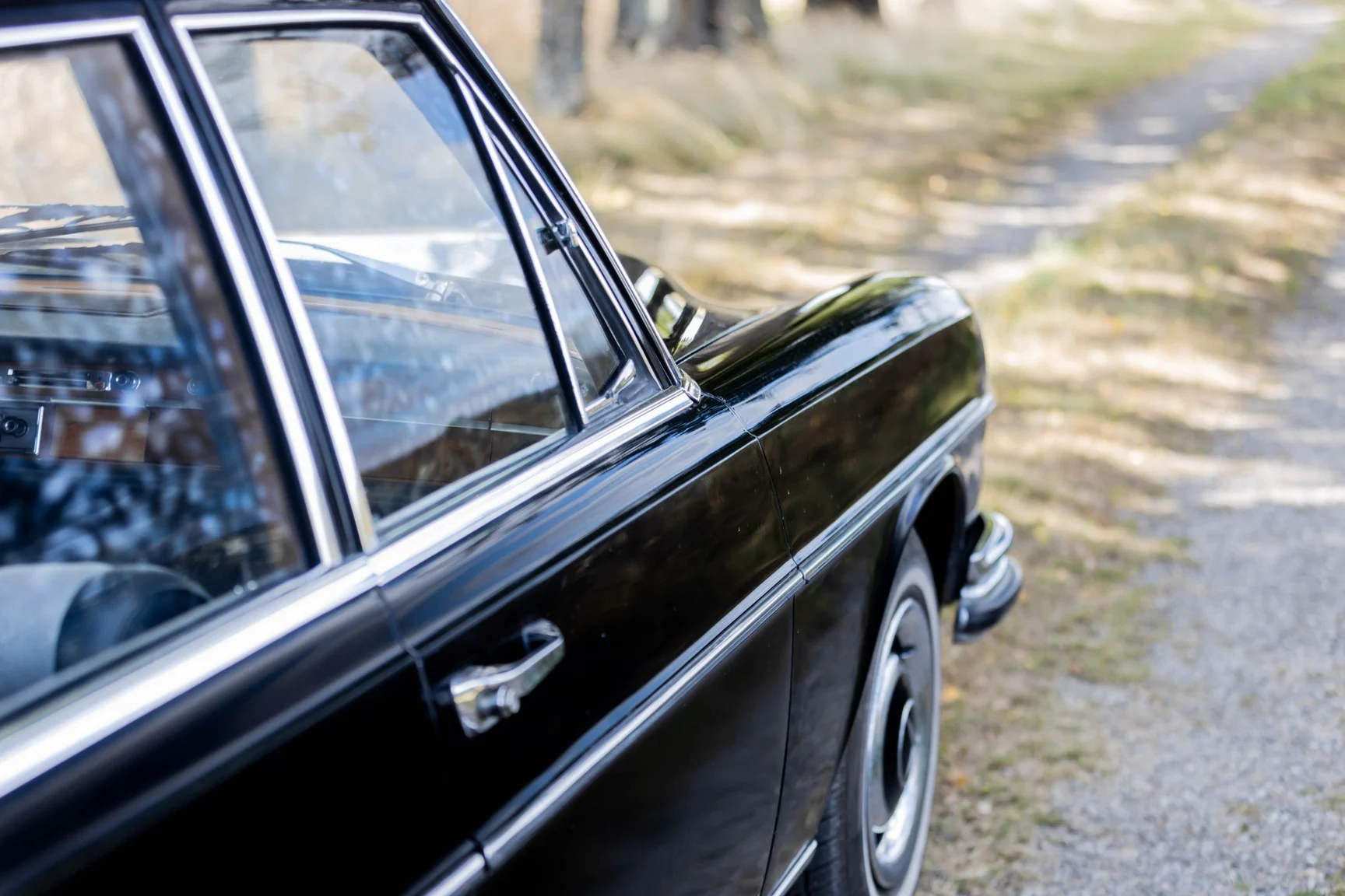 Aussenfoto 1967 Mercedes-Benz 250 S (34)
