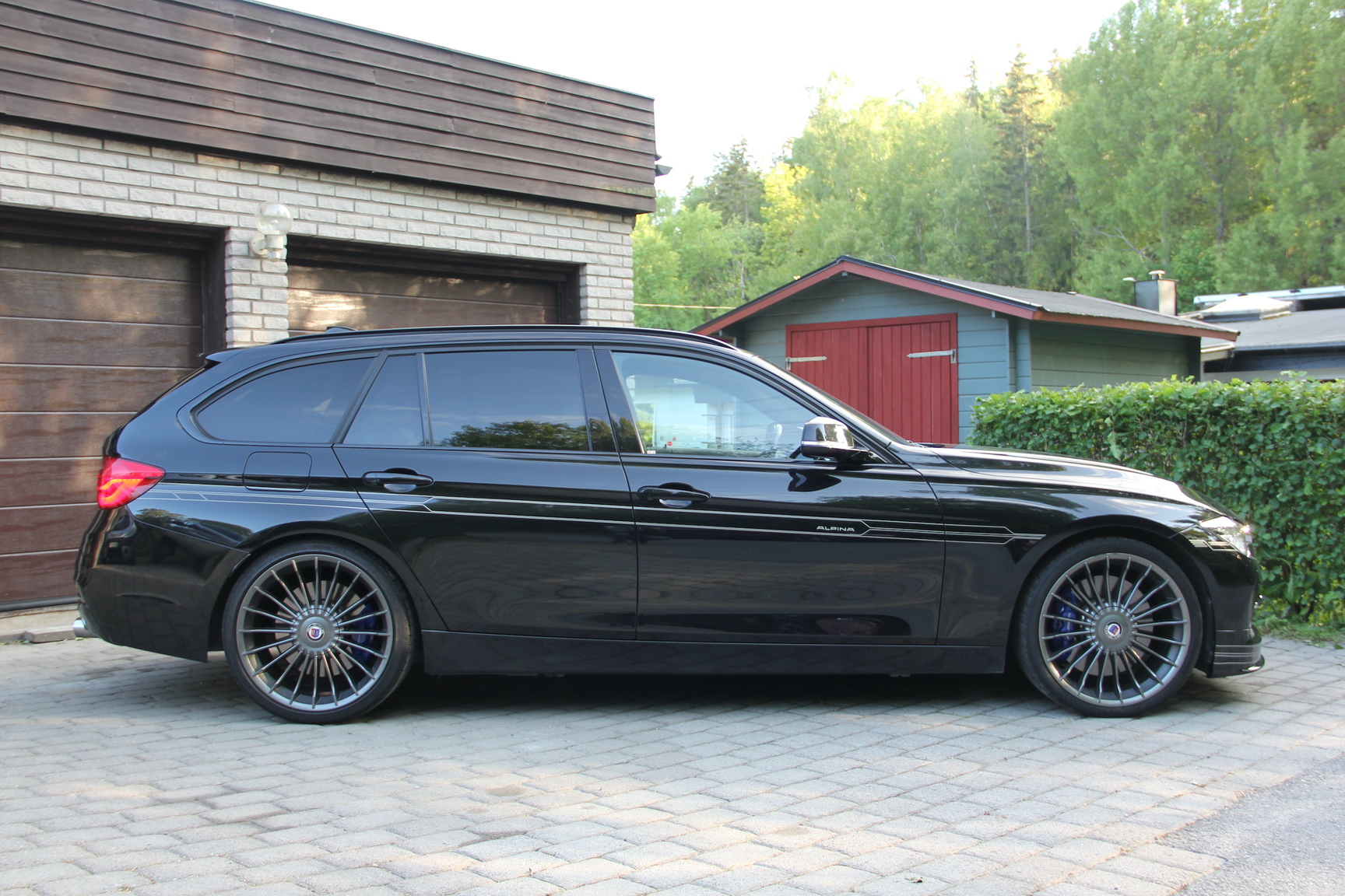 Exterior image of 2017 Alpina D3 Bi-Turbo Allrad