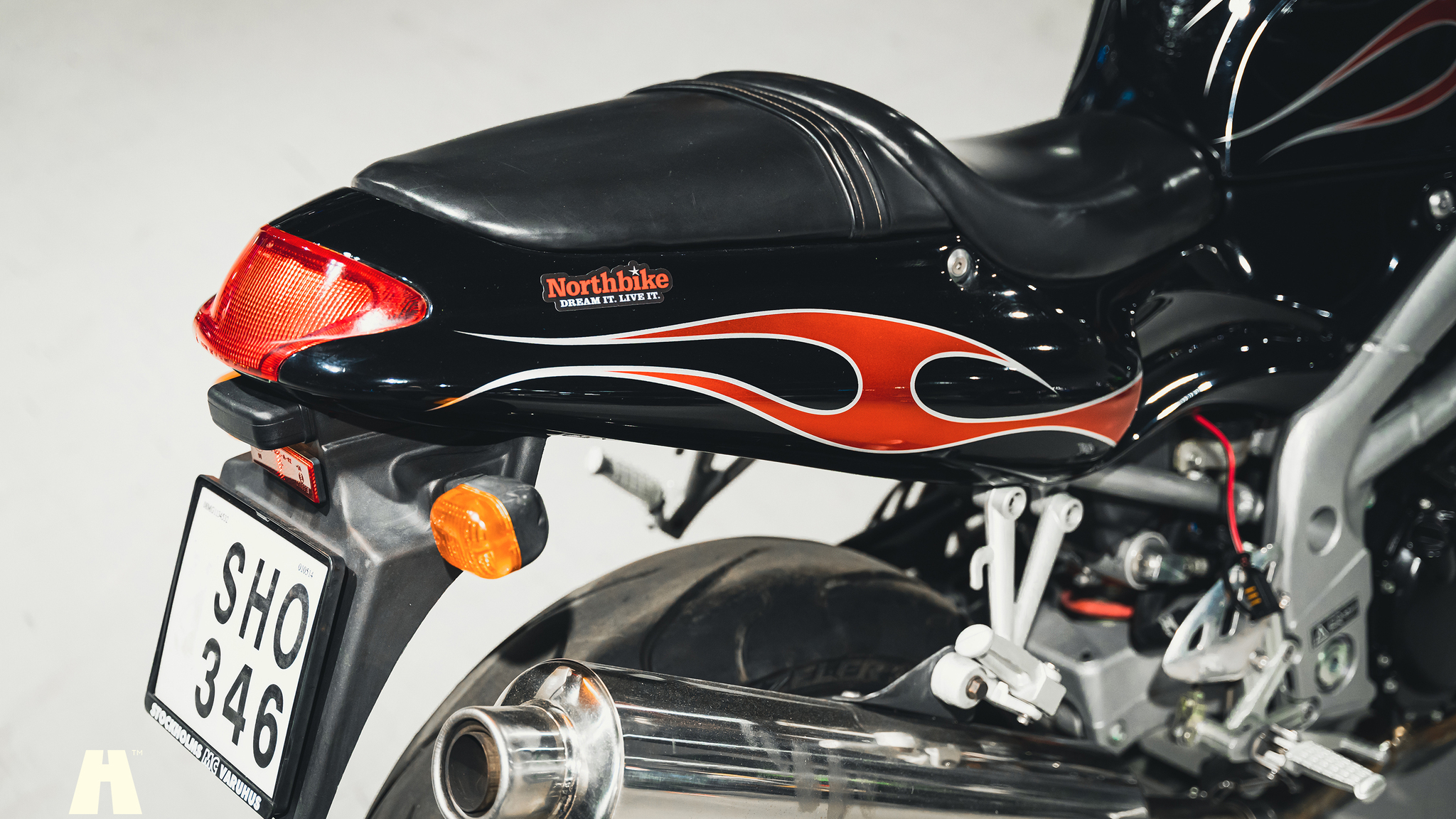 Exterior image of 2001 Triumph Speed Triple (11)