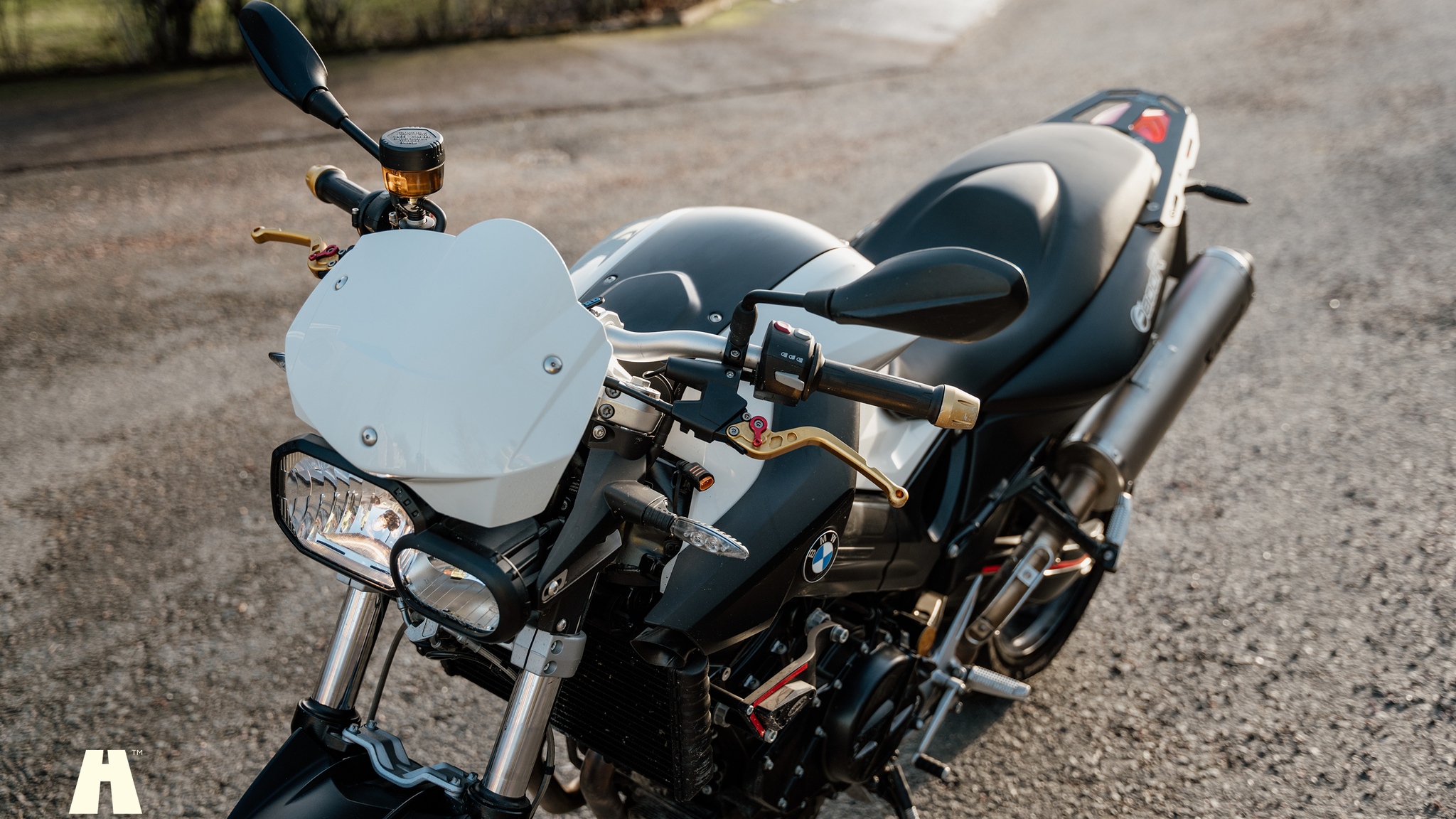 Exterior image of 2010 BMW F800R