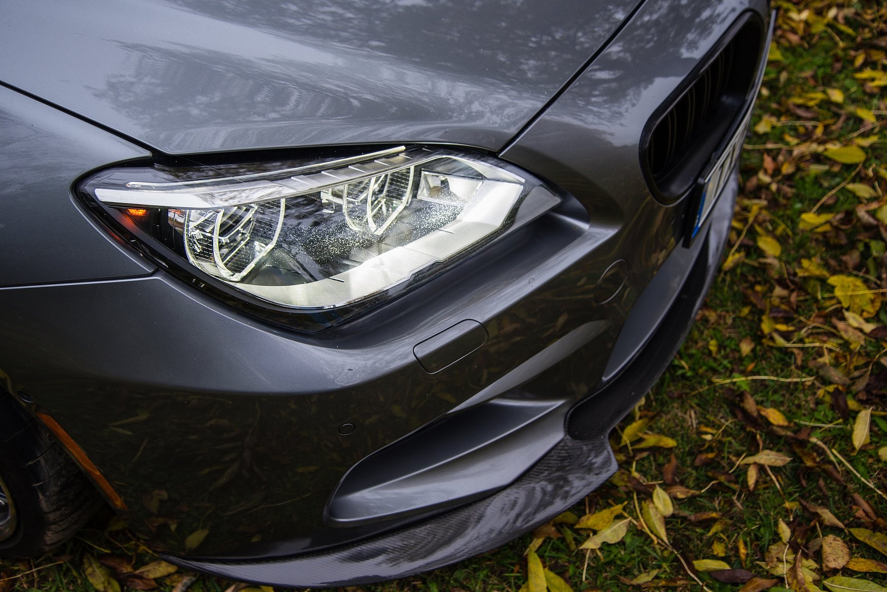 Exterior image of 2014 BMW M6C