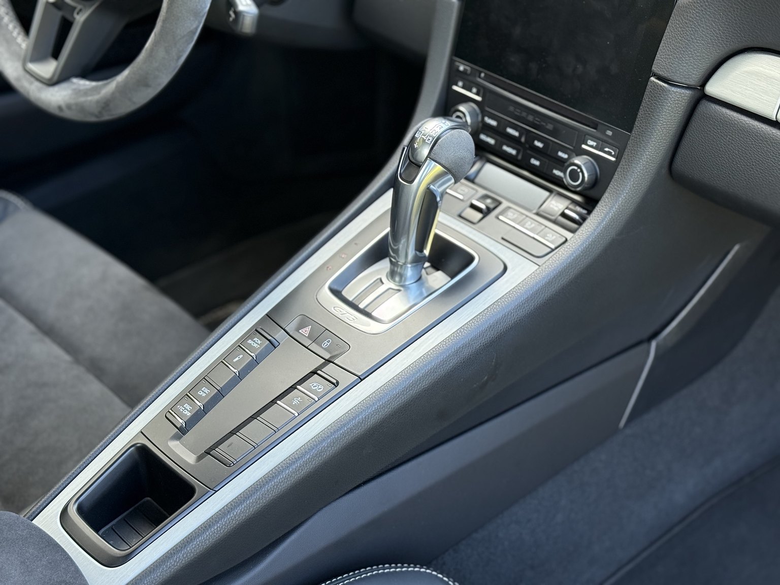 Interiörbild 2018 PORSCHE 911 GT3 (41)