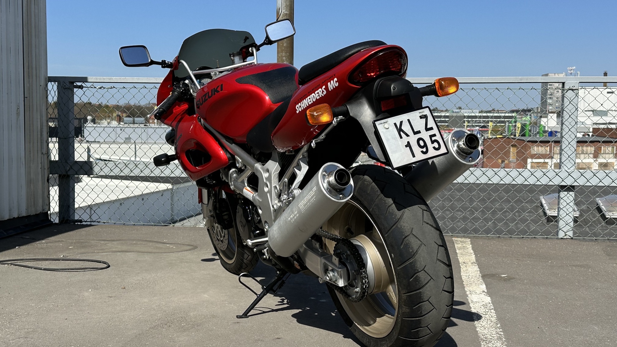 Exteriörbild på 1999 Suzuki TL1000S