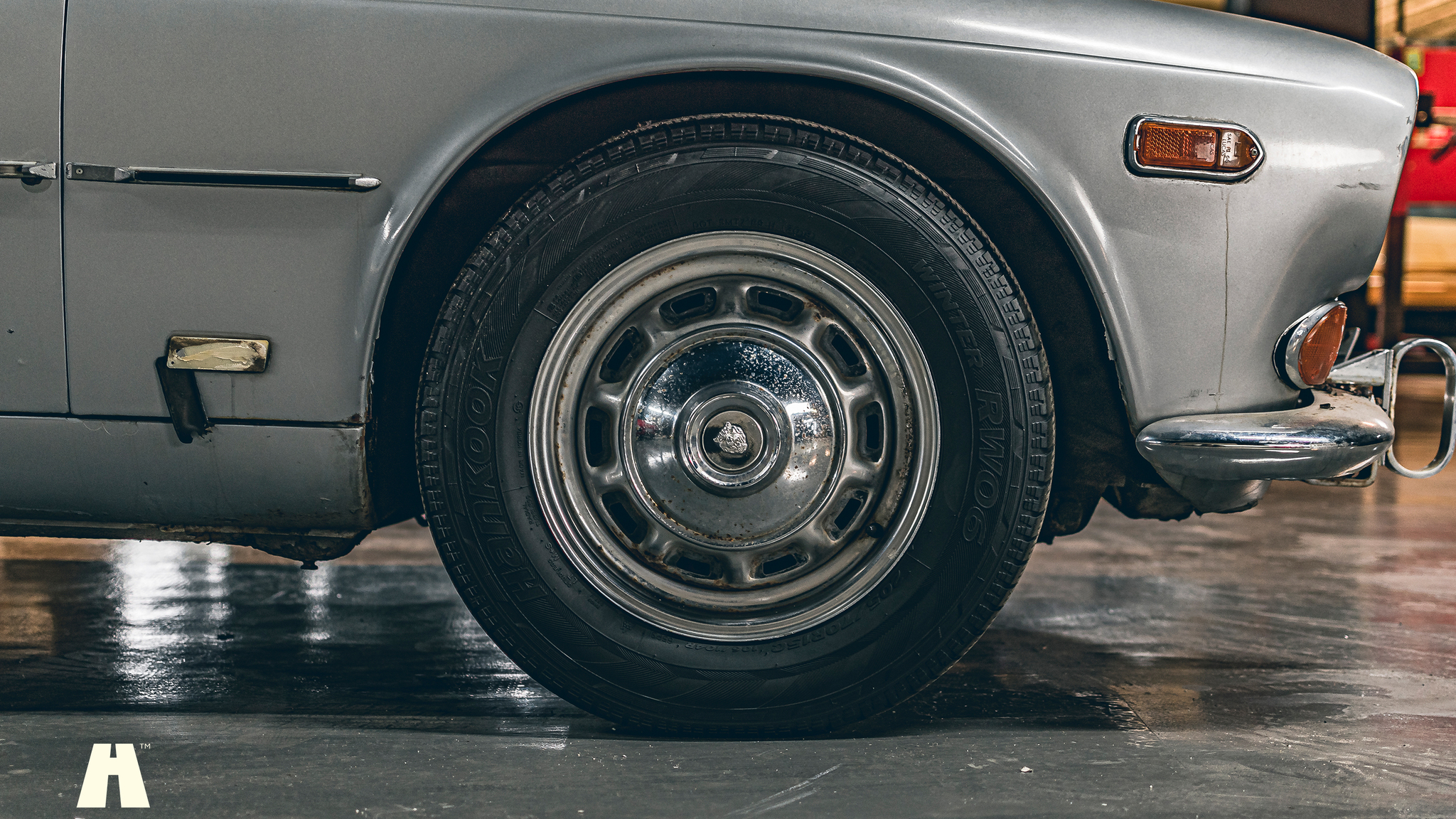 Exteriörbild på 1972 Jaguar XJ6 Project