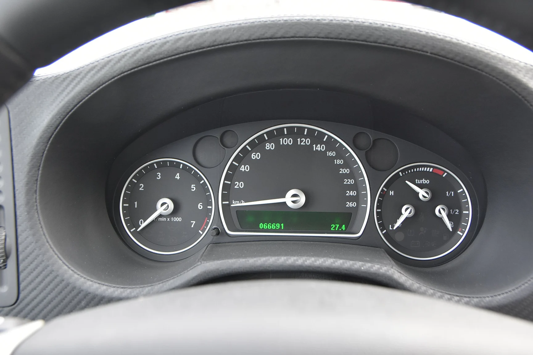 Interior image of 2014 Saab 9-3 Aero Hirsch Edition (20)