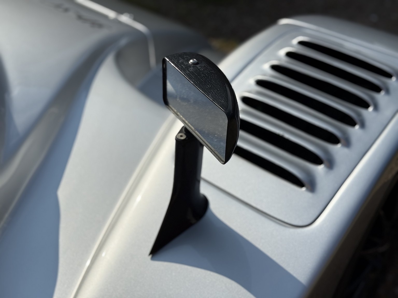 Exteriörbild på 2016 Bentley EXP Speed 8 (Replica)