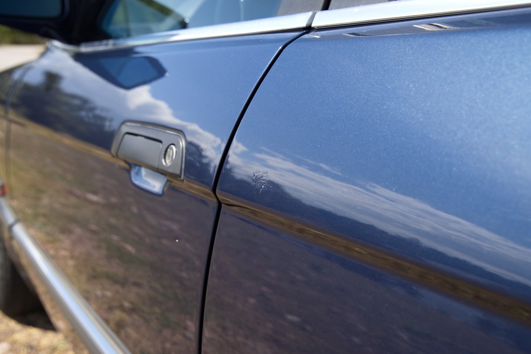 Exterior image of 1990 BMW 750 IAL Highline