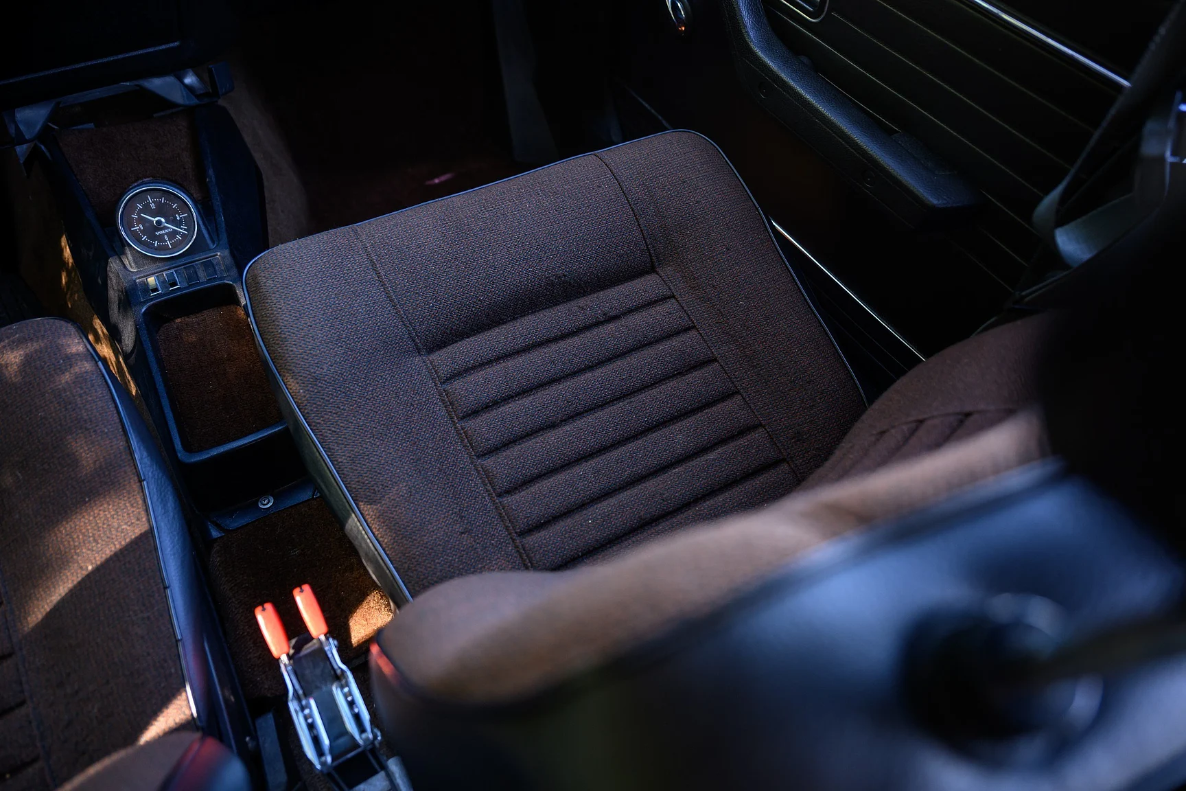 Innenraumfoto von 1971 Volvo 144 2.0 Automatic (9)