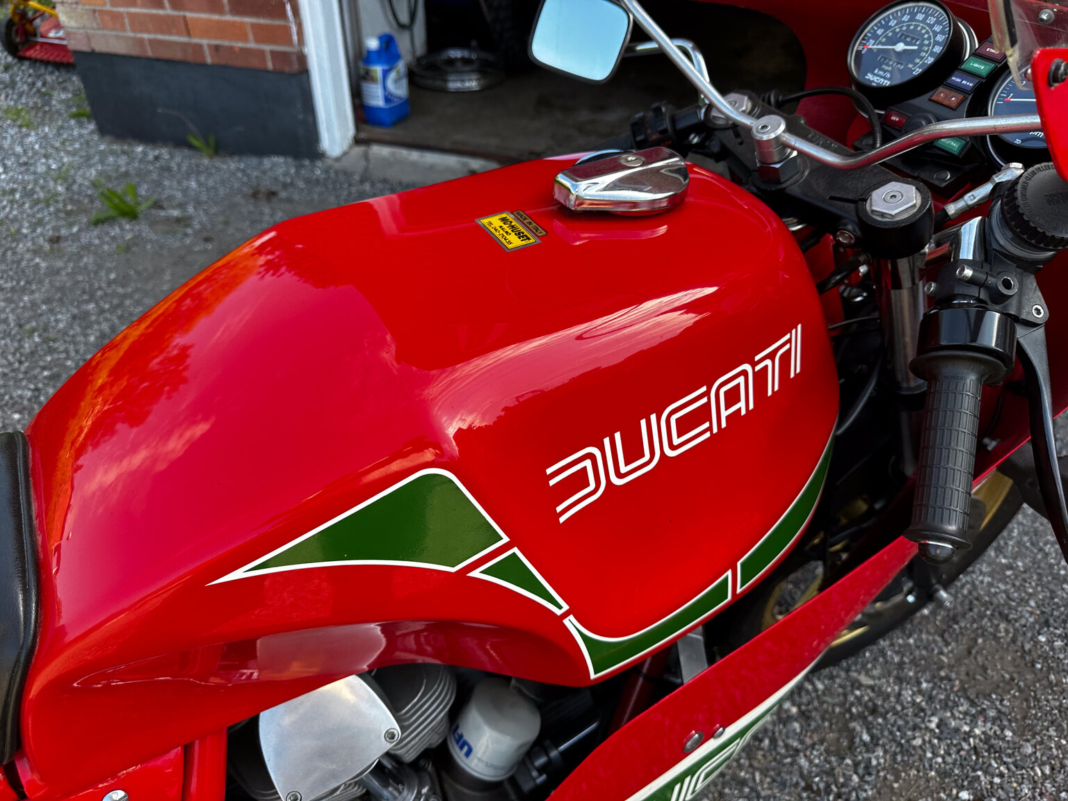 Aussenfoto 1983 Ducati 900 Mike Hailwood Replica