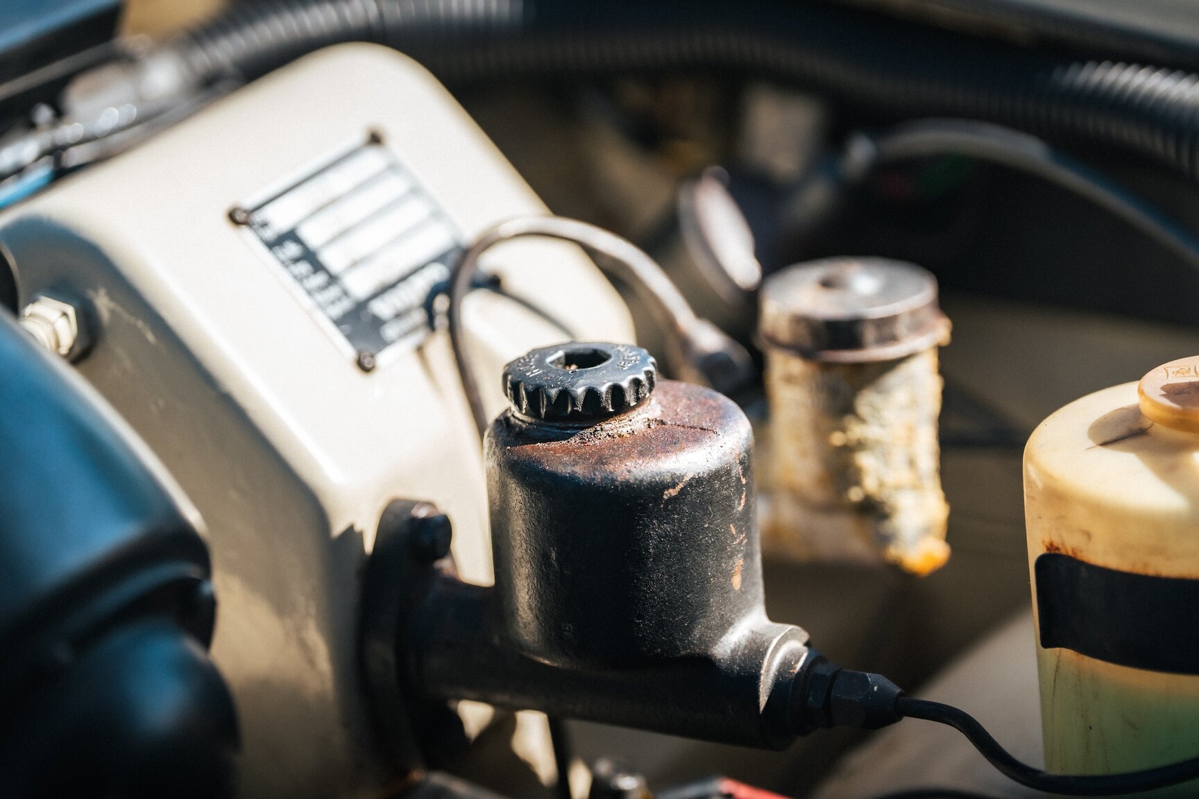 Image of 1963 Volvo 1800 S mechanics (13)