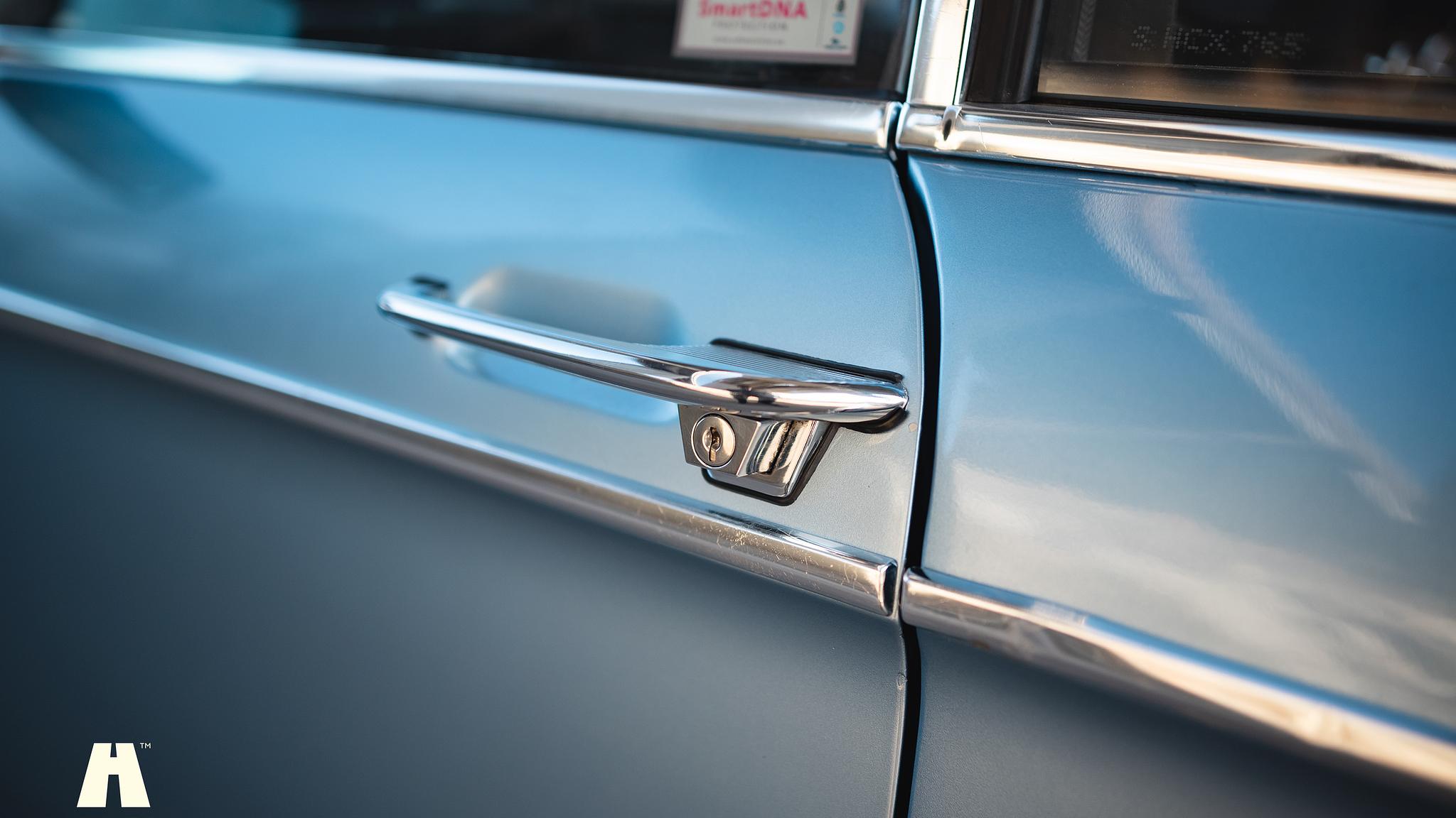 Exterior image of 1974 BMW 2002