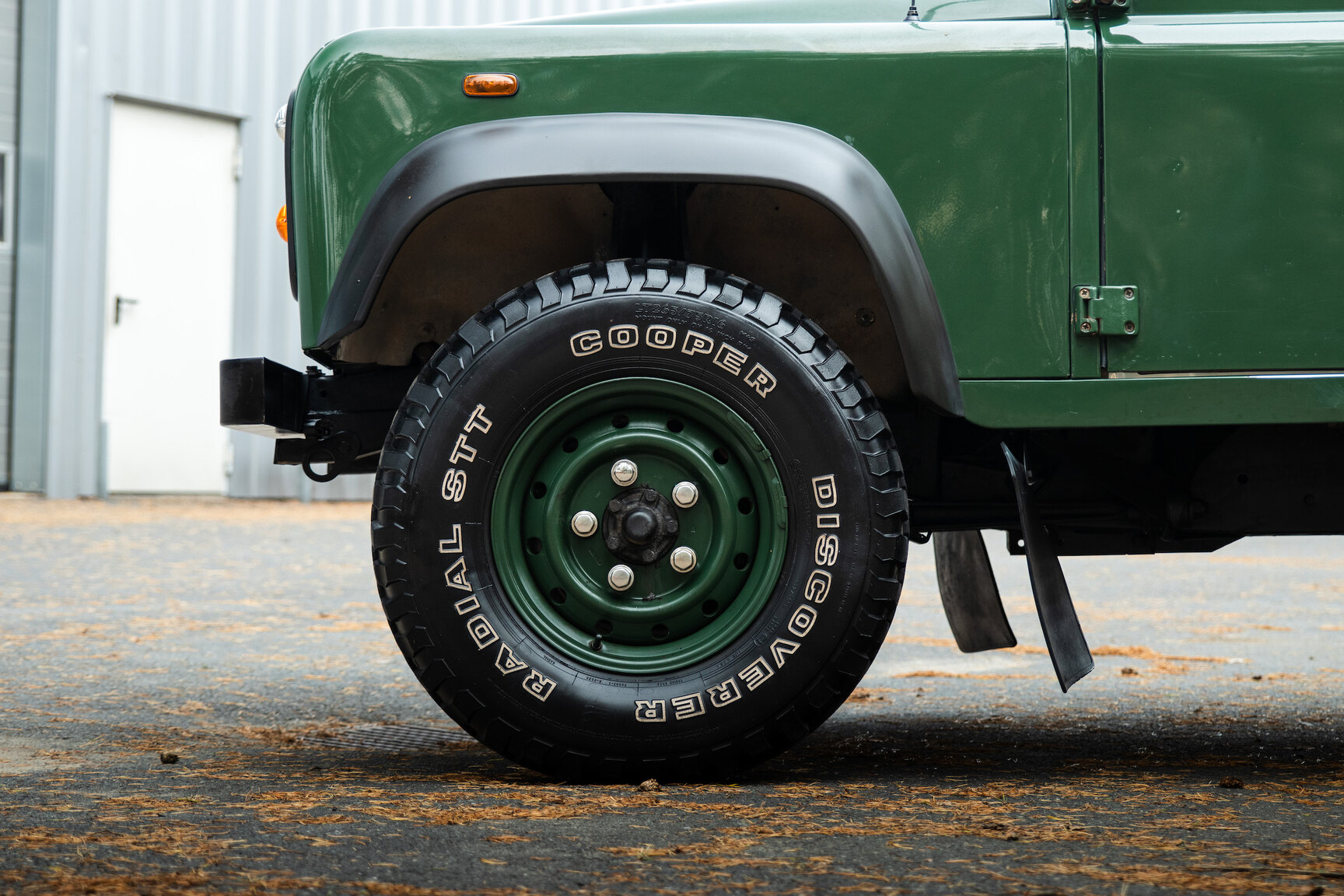 Aussenfoto 1996 Land Rover Defender 90 300TDi (33)