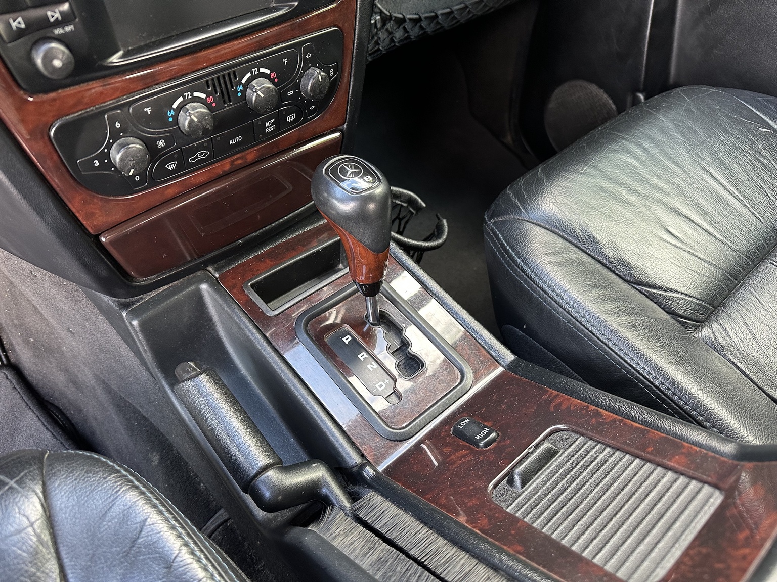 Innenraumfoto von 2002 Mercedes-Benz G 500 (13)