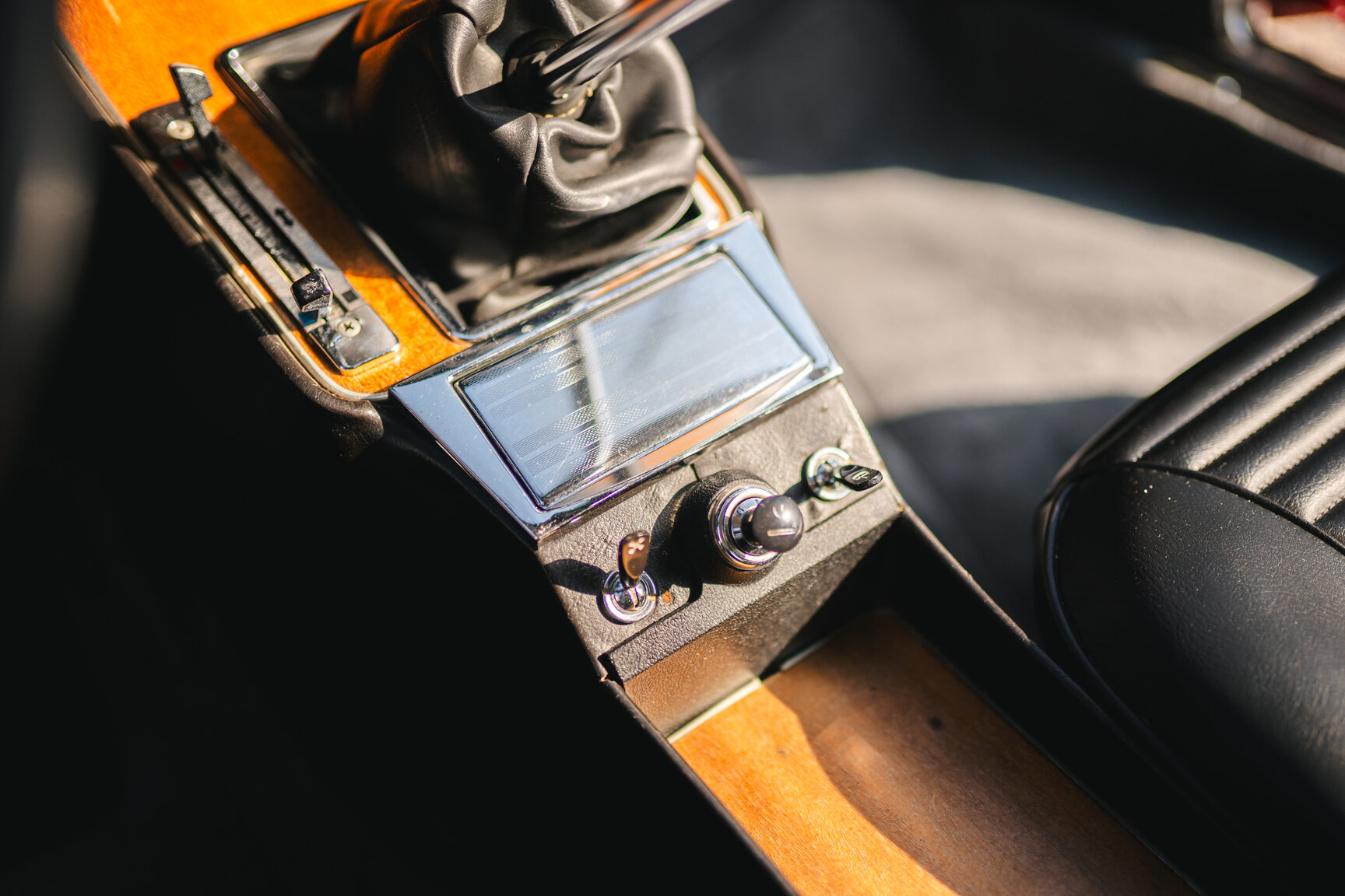 Interior image of 1972 Alfa Romeo 2000 GTV