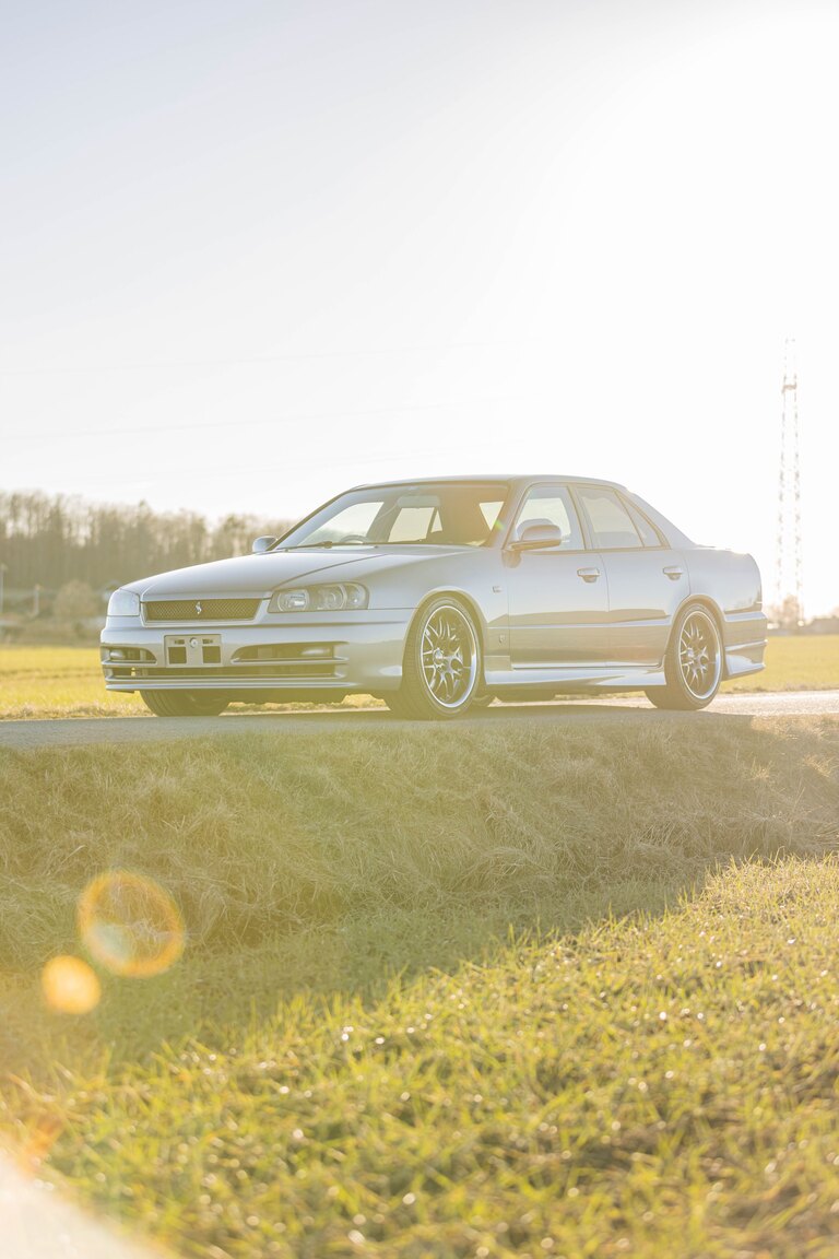 Exterior image of 2000 Nissan Skyline R34 GT 2.5