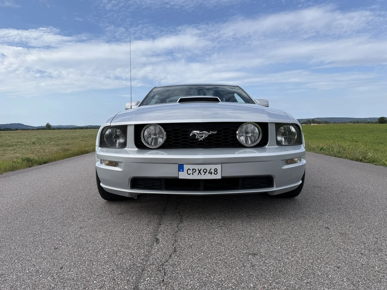 Exteriörbild på 2006 Ford Mustang GT (2)