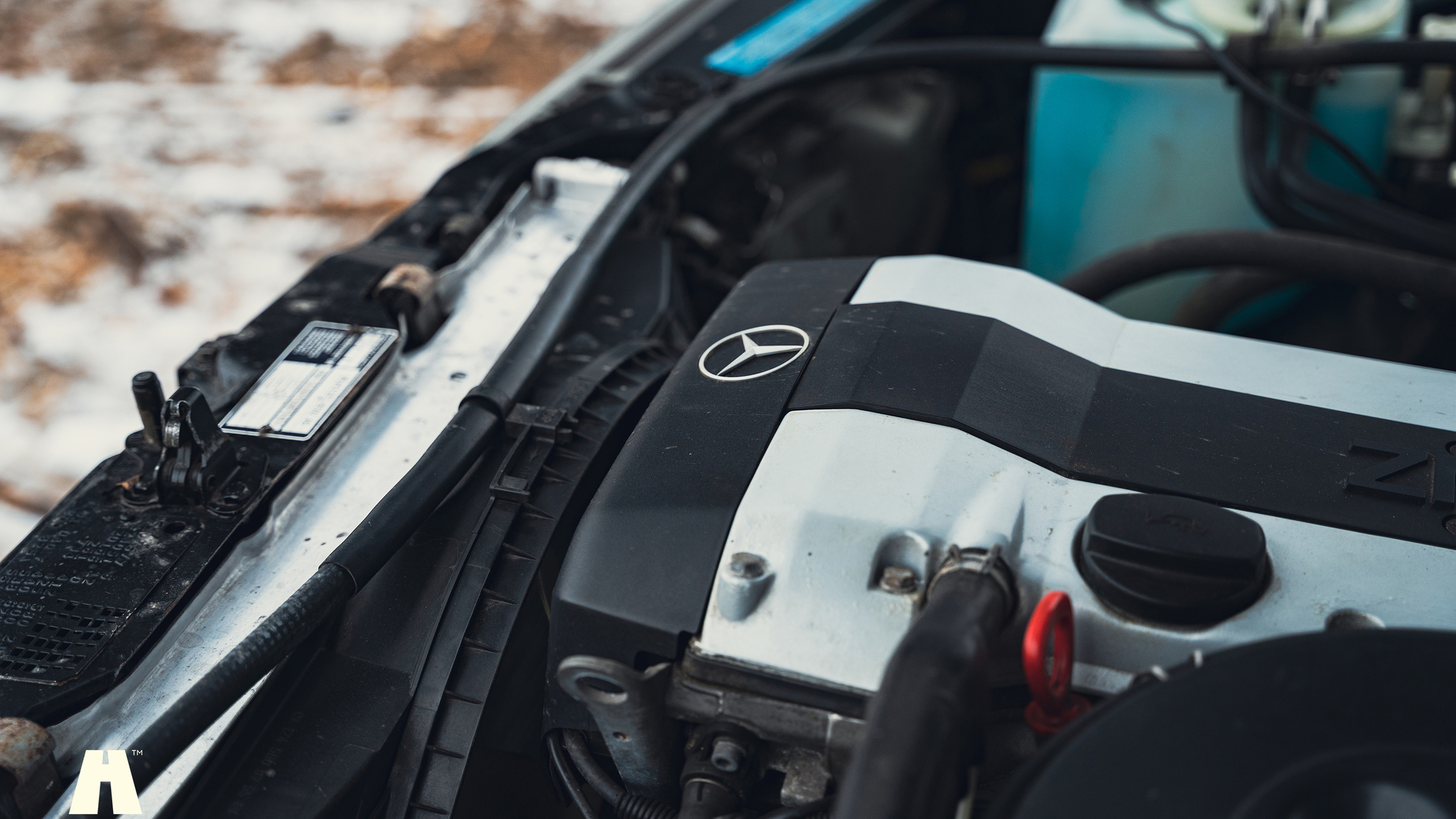 Image of 1990 Mercedes 300 CE-24 mechanics