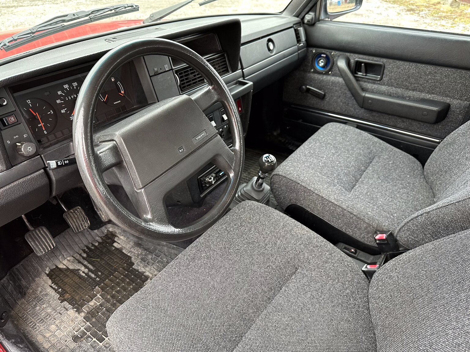 Interior image of 1990 Volvo 240