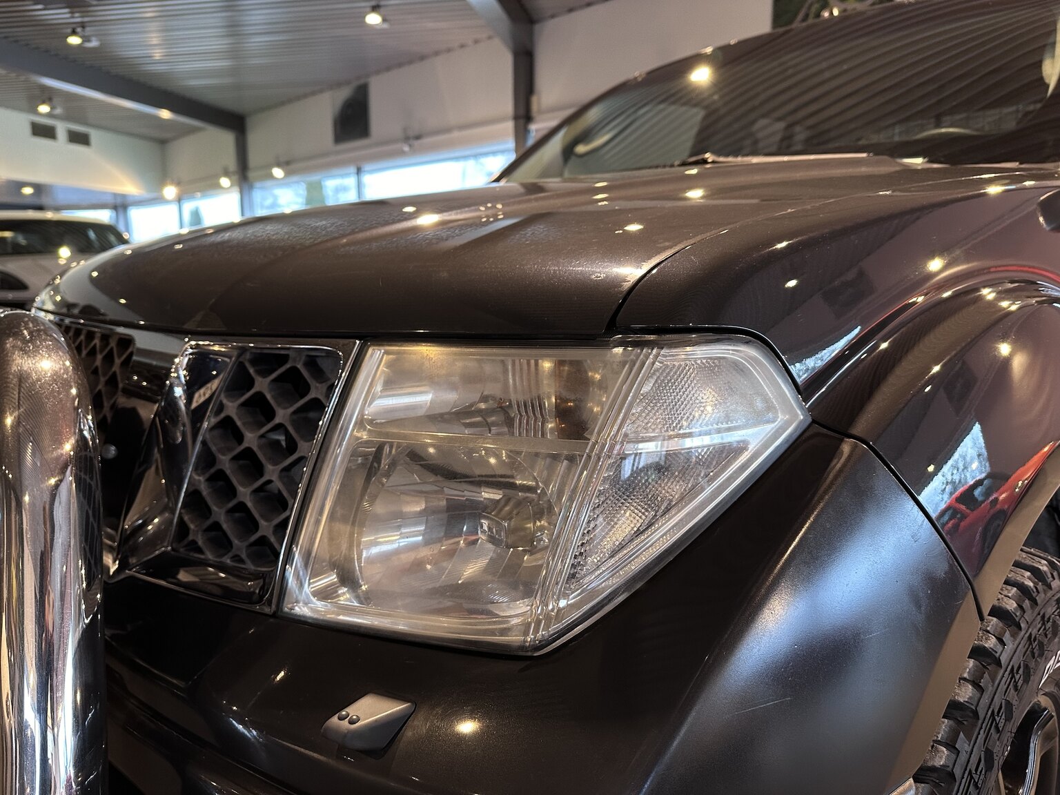 Exteriörbild på 2006 Nissan Navara A-traktor (12)