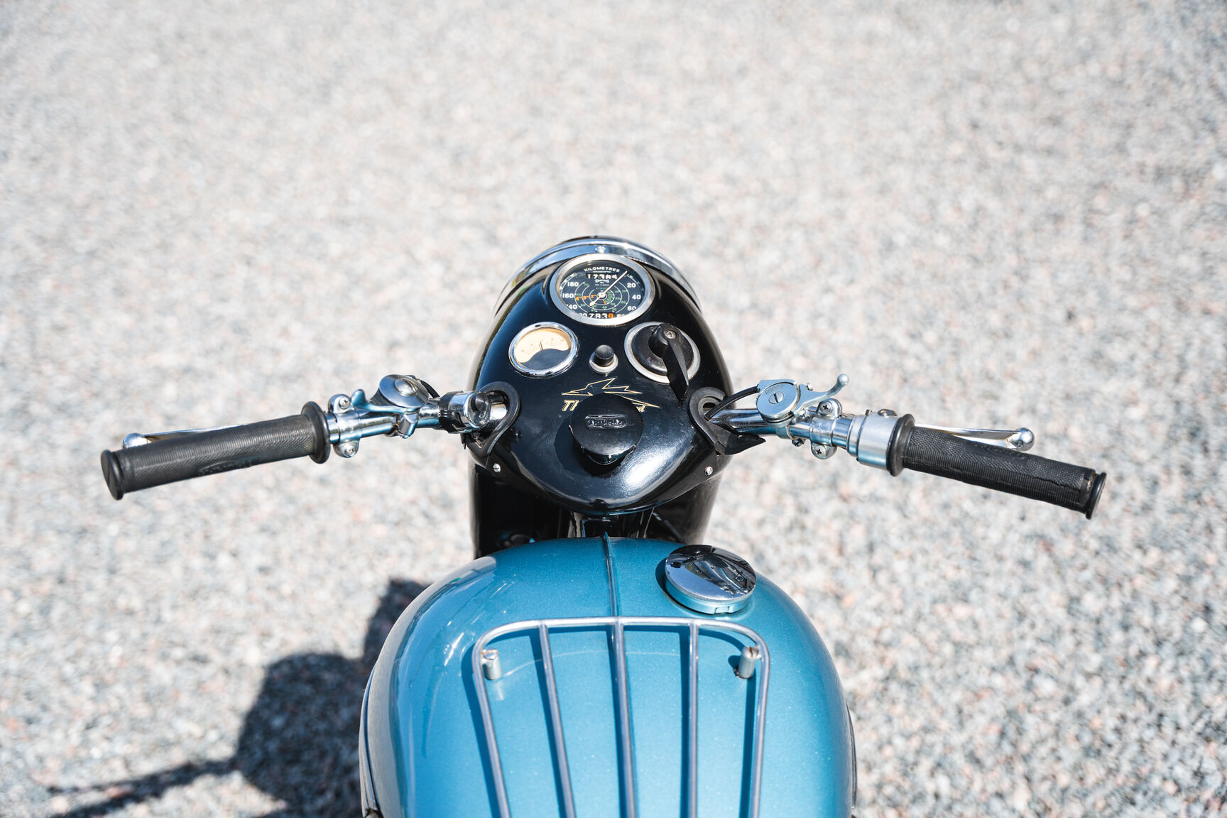 Aussenfoto 1956 Triumph Thunderbird (27)