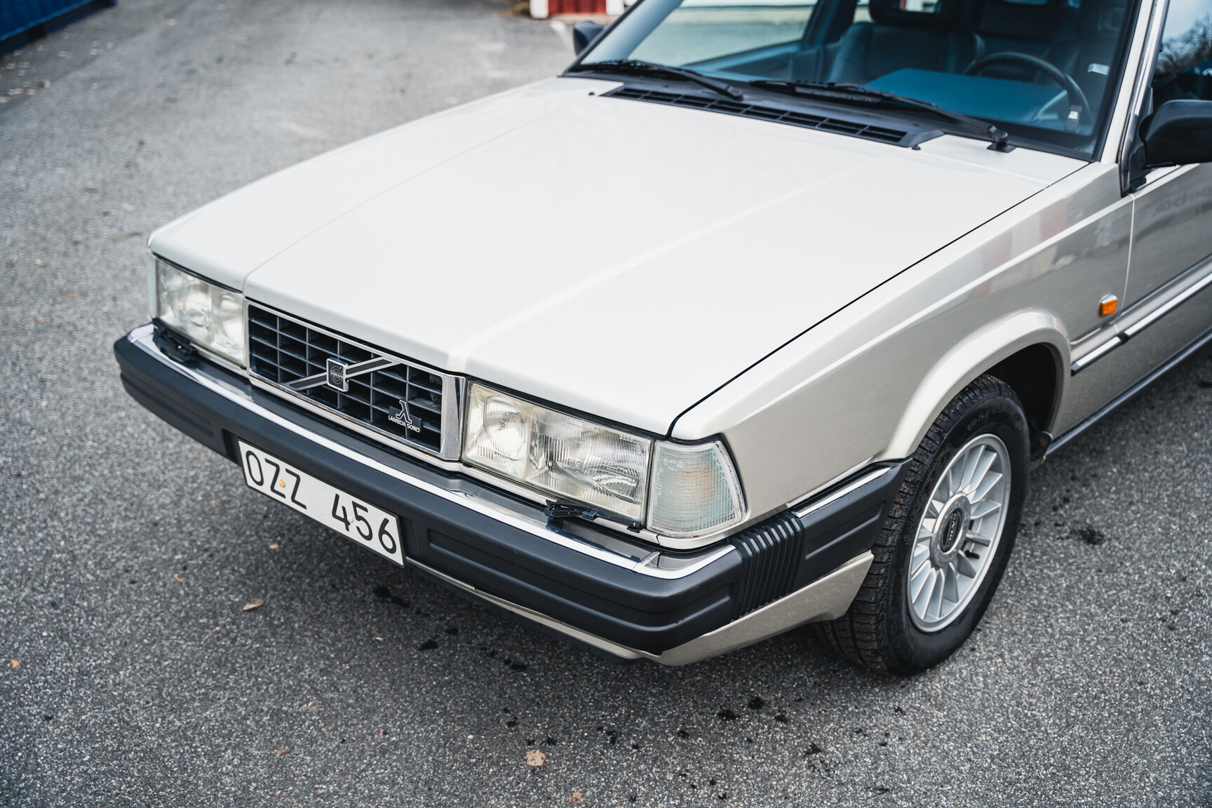 Exteriörbild på 1988 Volvo 780 Bertone Coupé