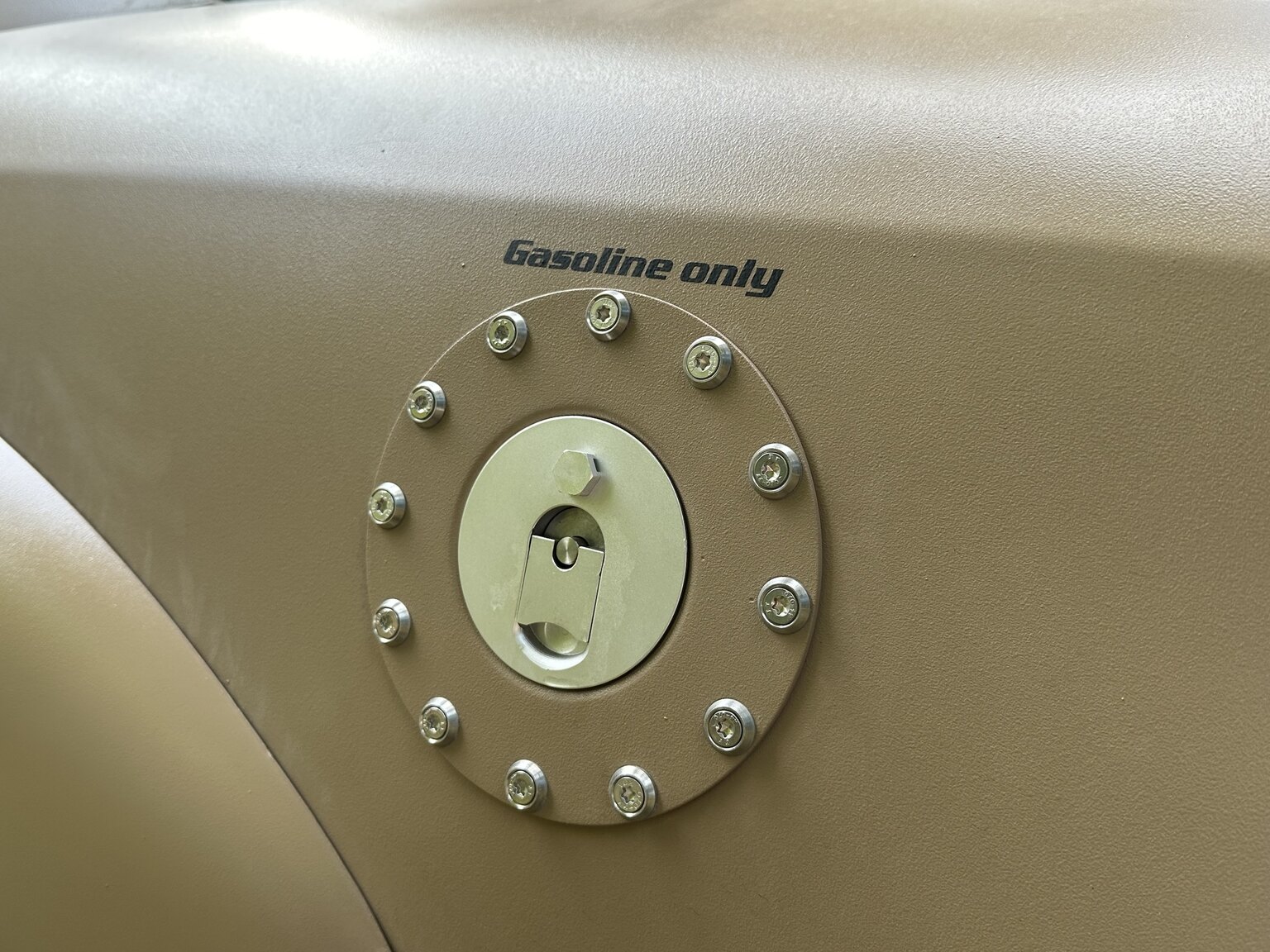 Exteriörbild på 2001 Mercedes-Benz CL600/ML 55 AMG