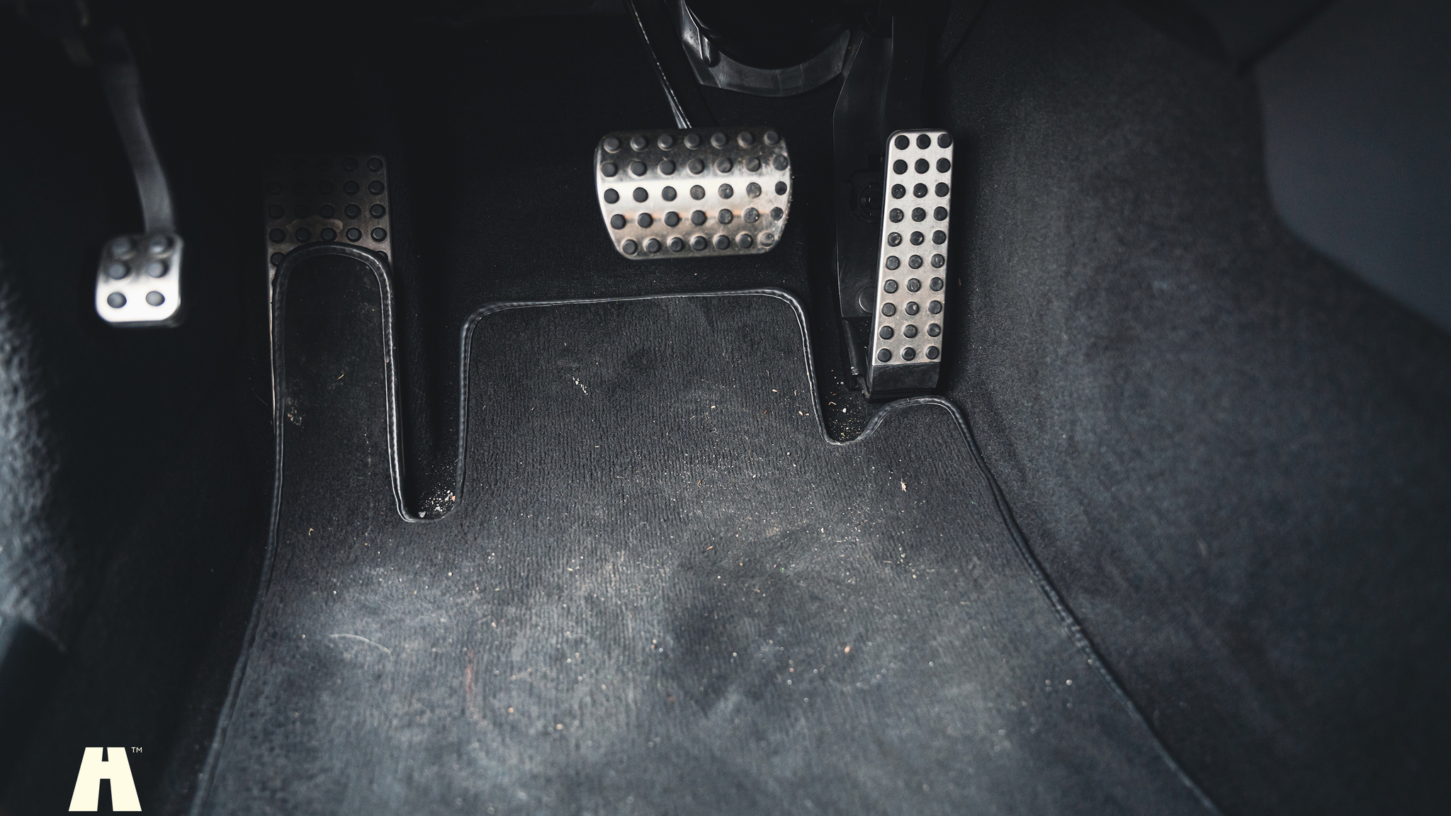 Innenraumfoto von 2008 Mercedes-Benz CLS 63 AMG (24)