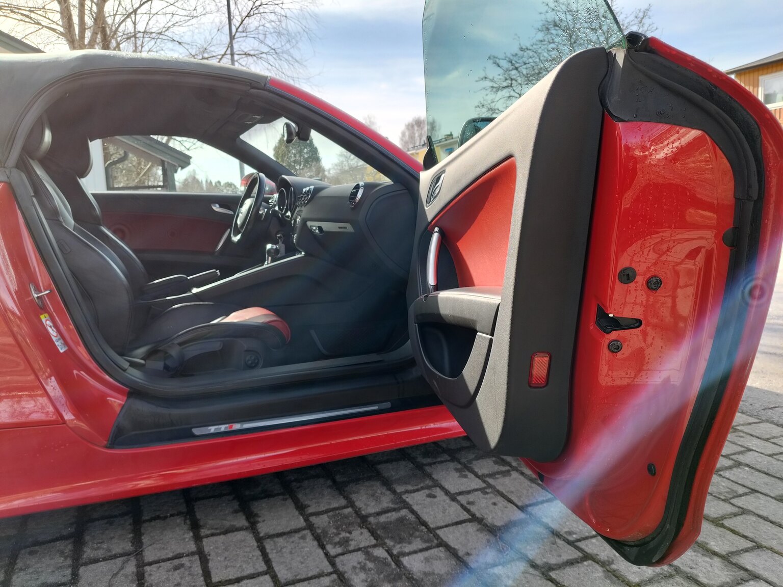 Interiörbild 2009 Audi TTS Roadster