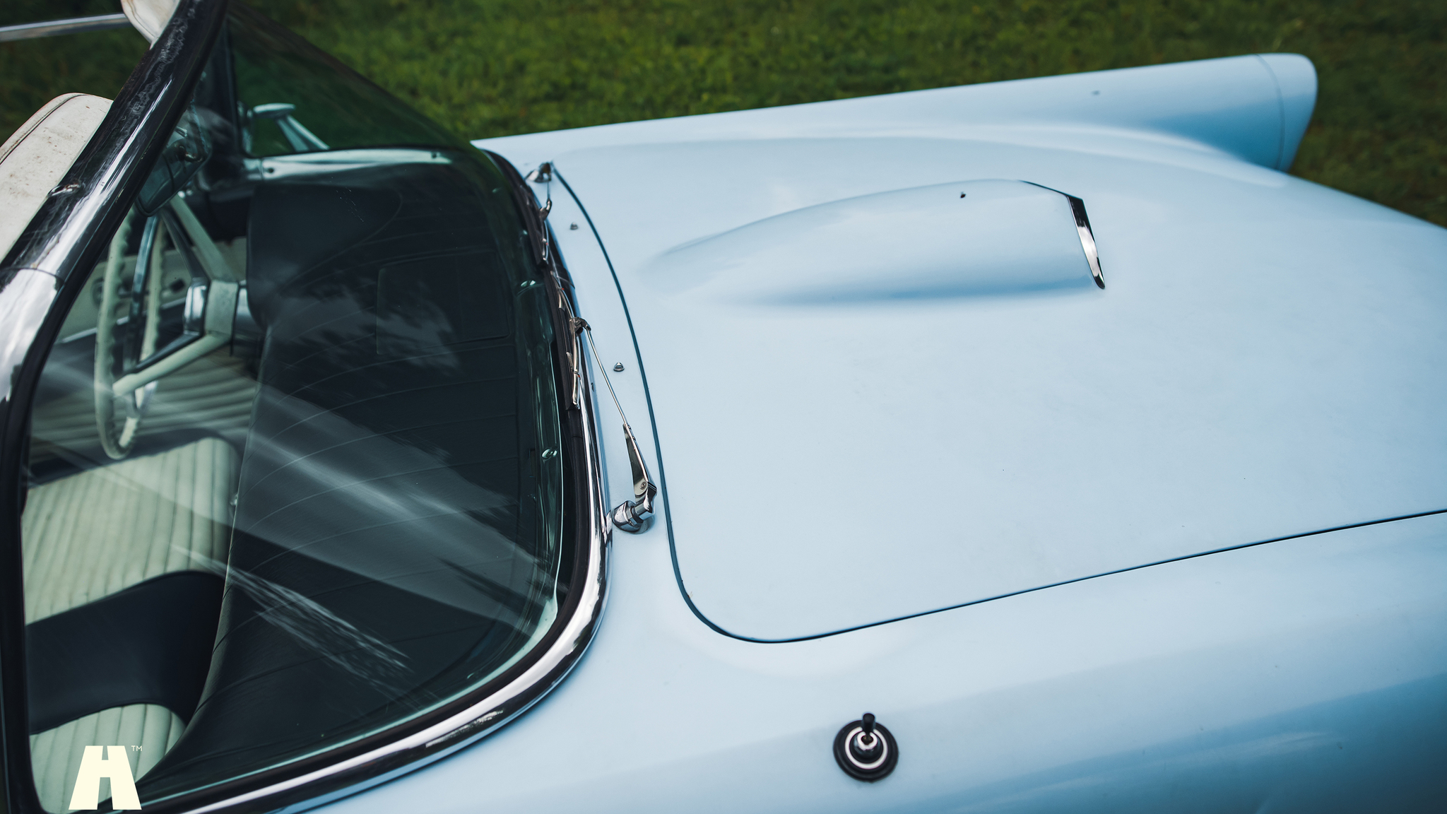 Exteriörbild på 1957 Ford Thunderbird D-Code
