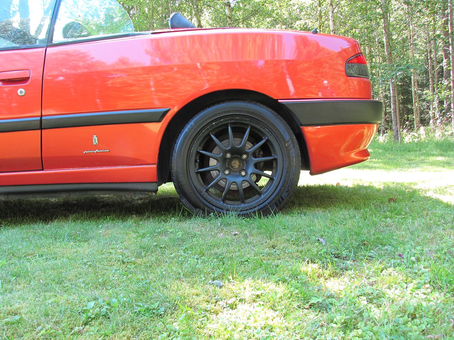 Exterior image of 1999 Peugeot 306 Cabriolet 2.0 Manuell