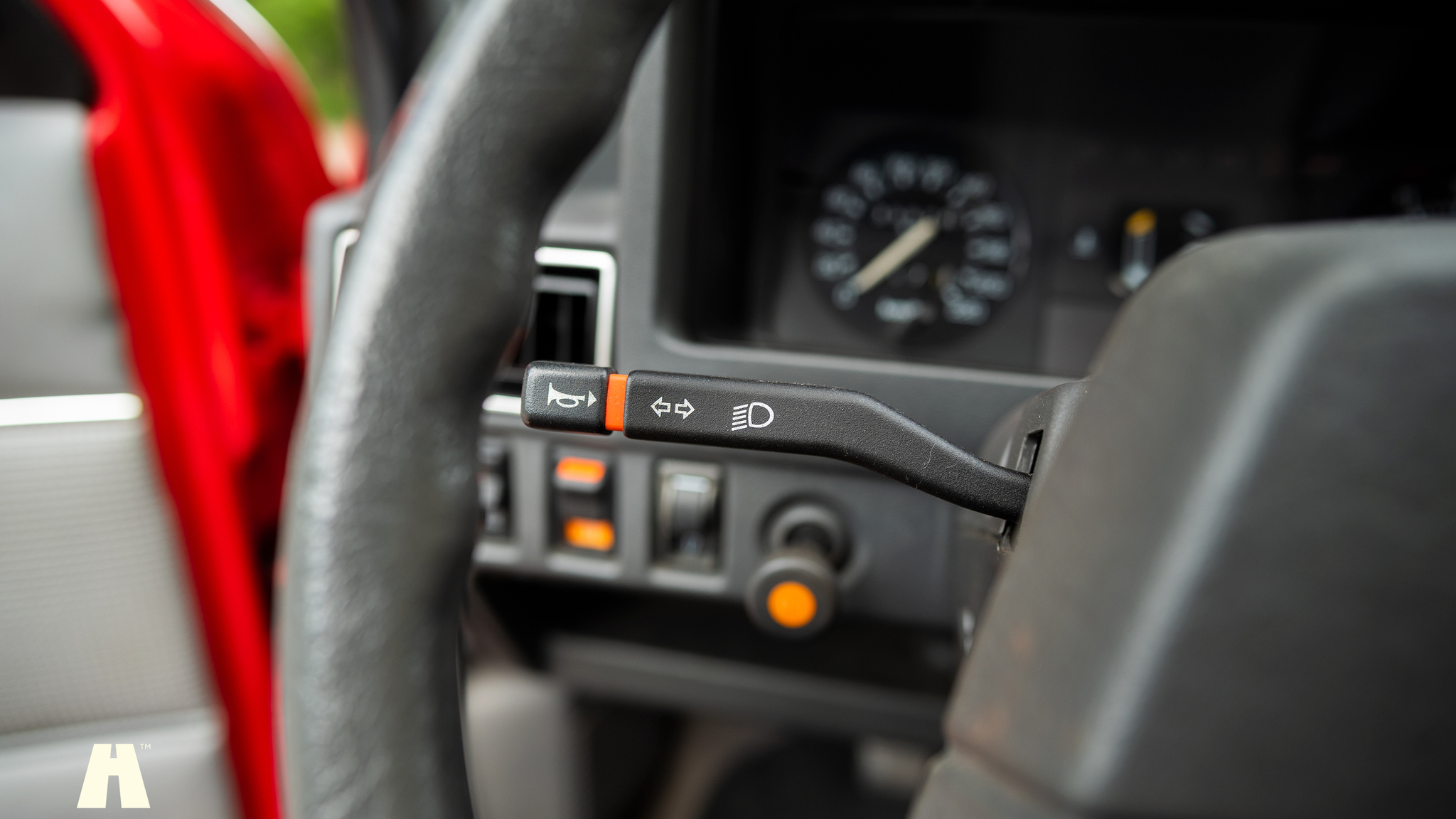 Interior image of 1986 Ford Escort 1.6 Hatchback 3-door  (23)