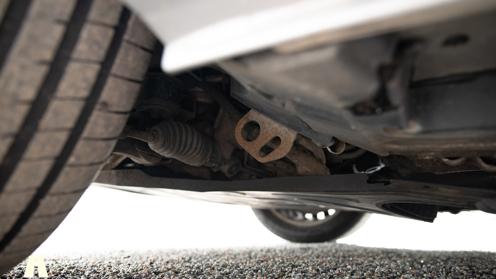 Image of 2003 Jaguar XJ Super V8 mechanics