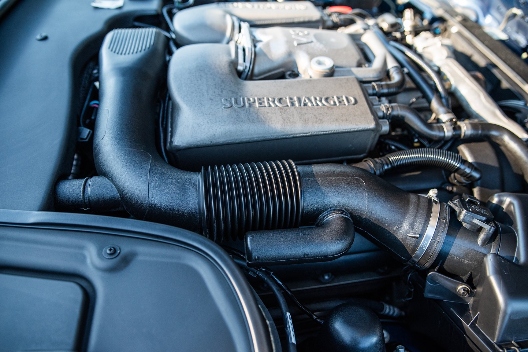 Image of 2001 Jaguar XJR mechanics