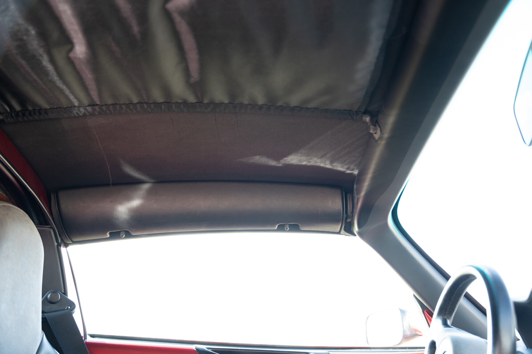 Innenraumfoto von 2001 Lotus Elise 111