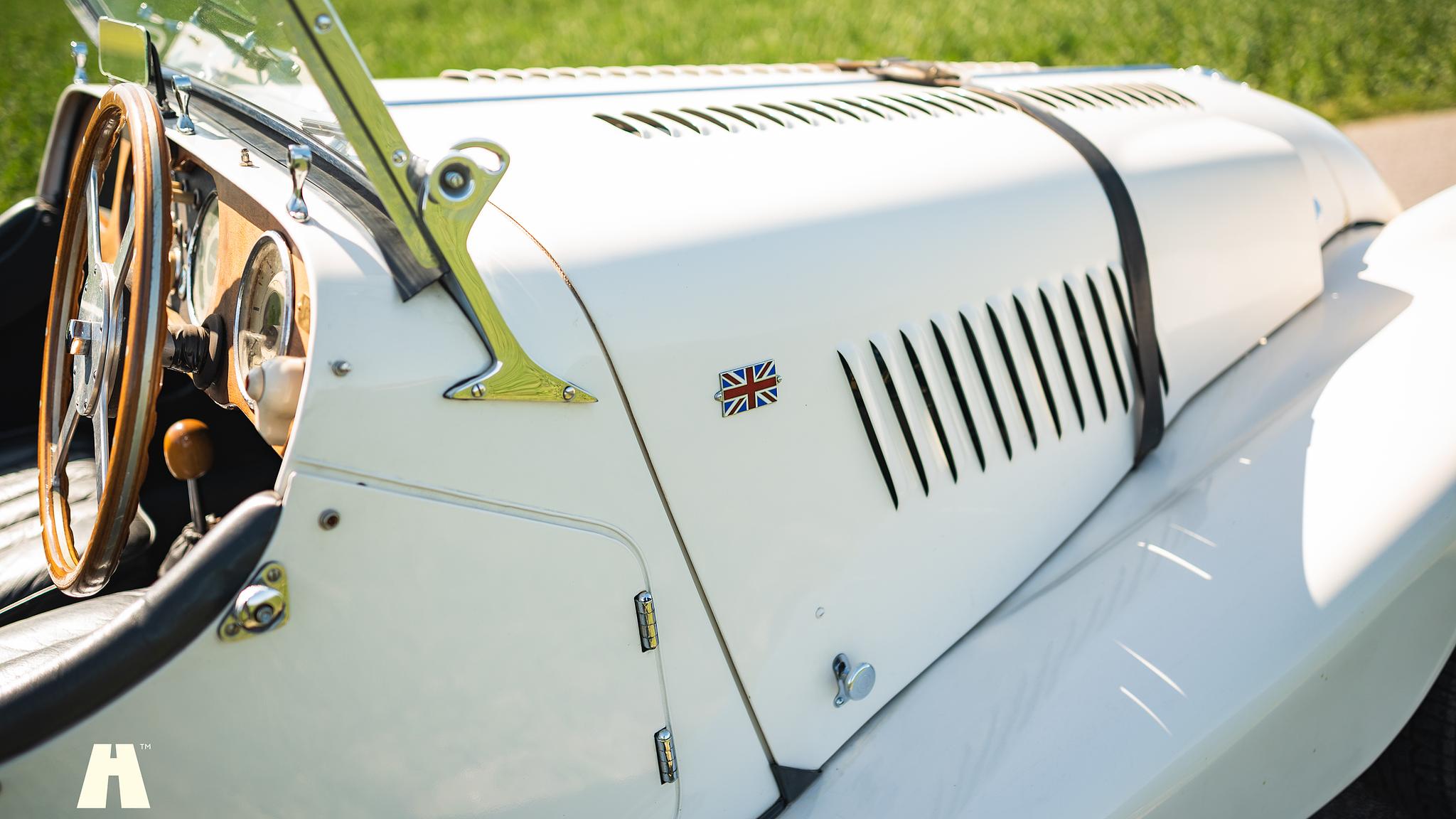 Aussenfoto 1954 Morgan Plus 4 
