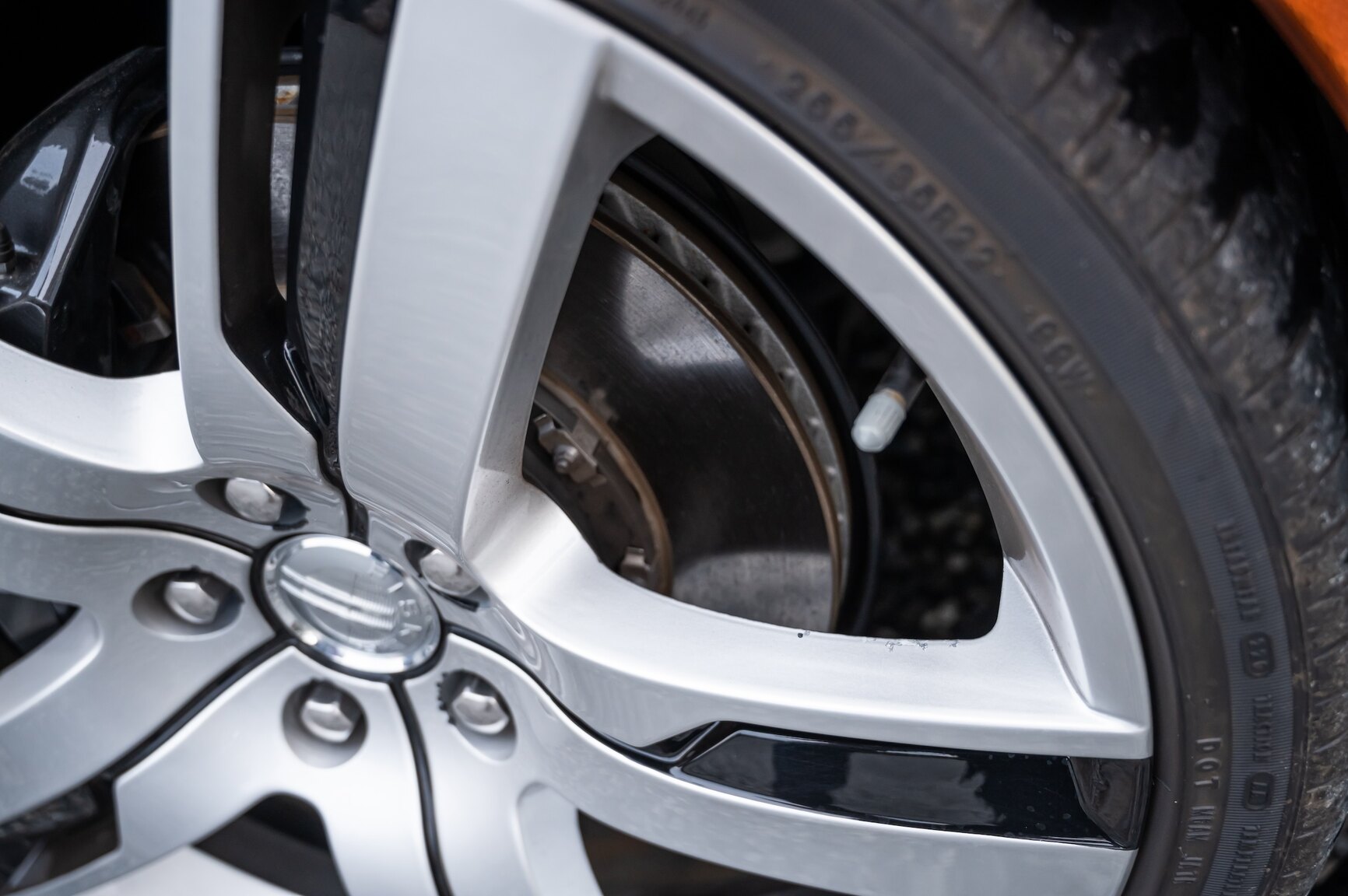 Exteriörbild på 2012 Fisker Karma ES