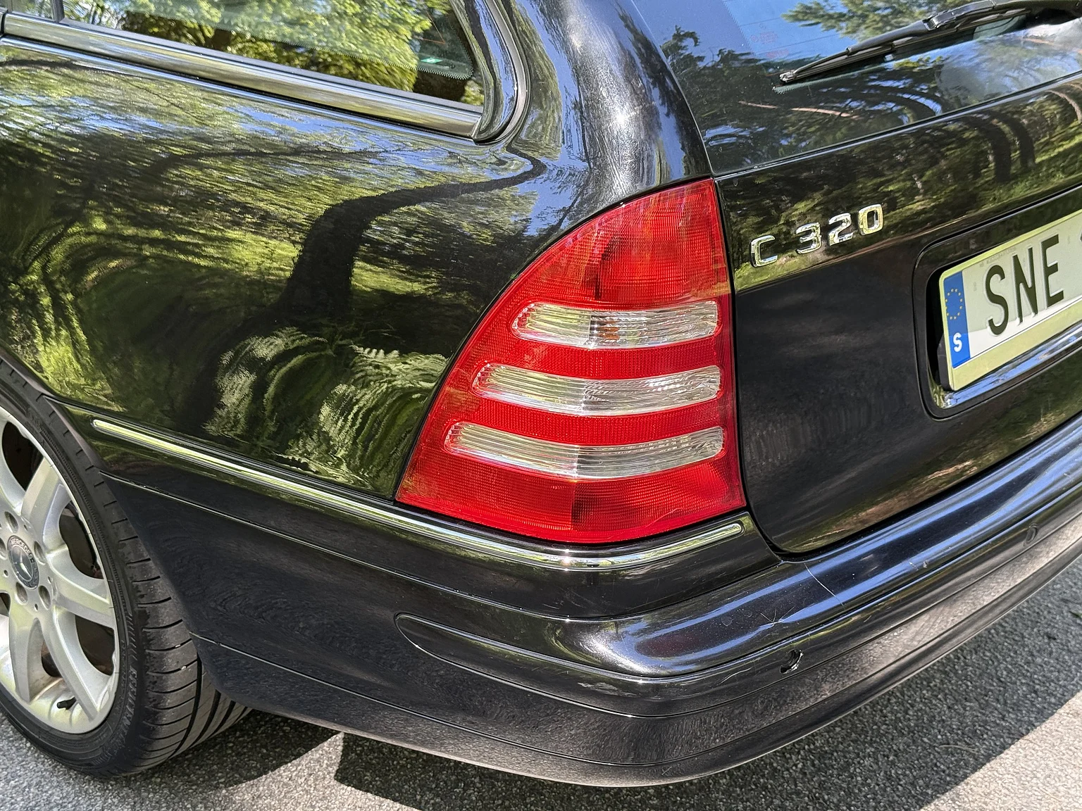 Aussenfoto 2002 Mercedes-Benz C 320 T (37)
