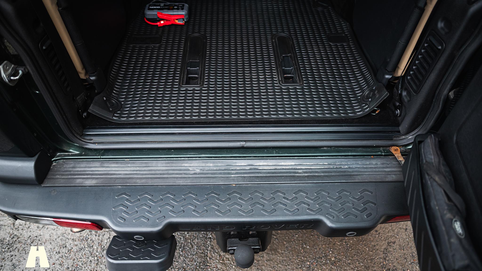 Innenraumfoto von 2003 Land Rover Discovery II, 2003