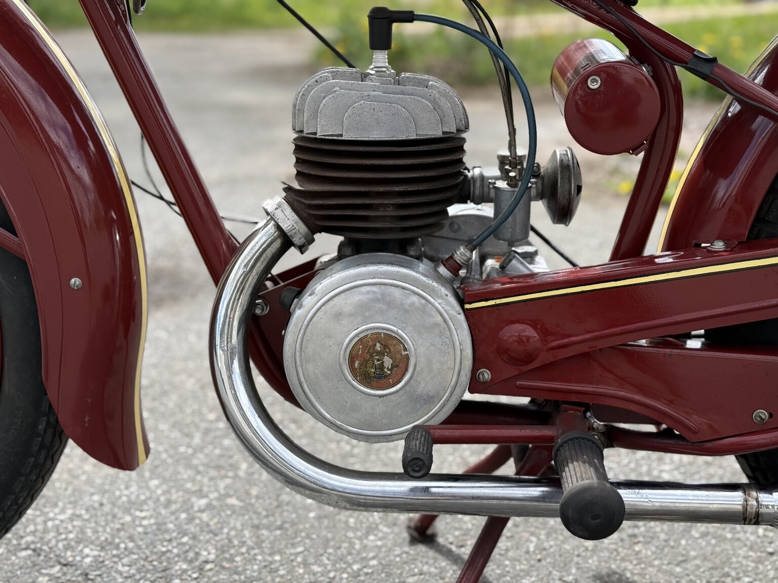 Image of 1953 Huskvarna Modell 30 mechanics