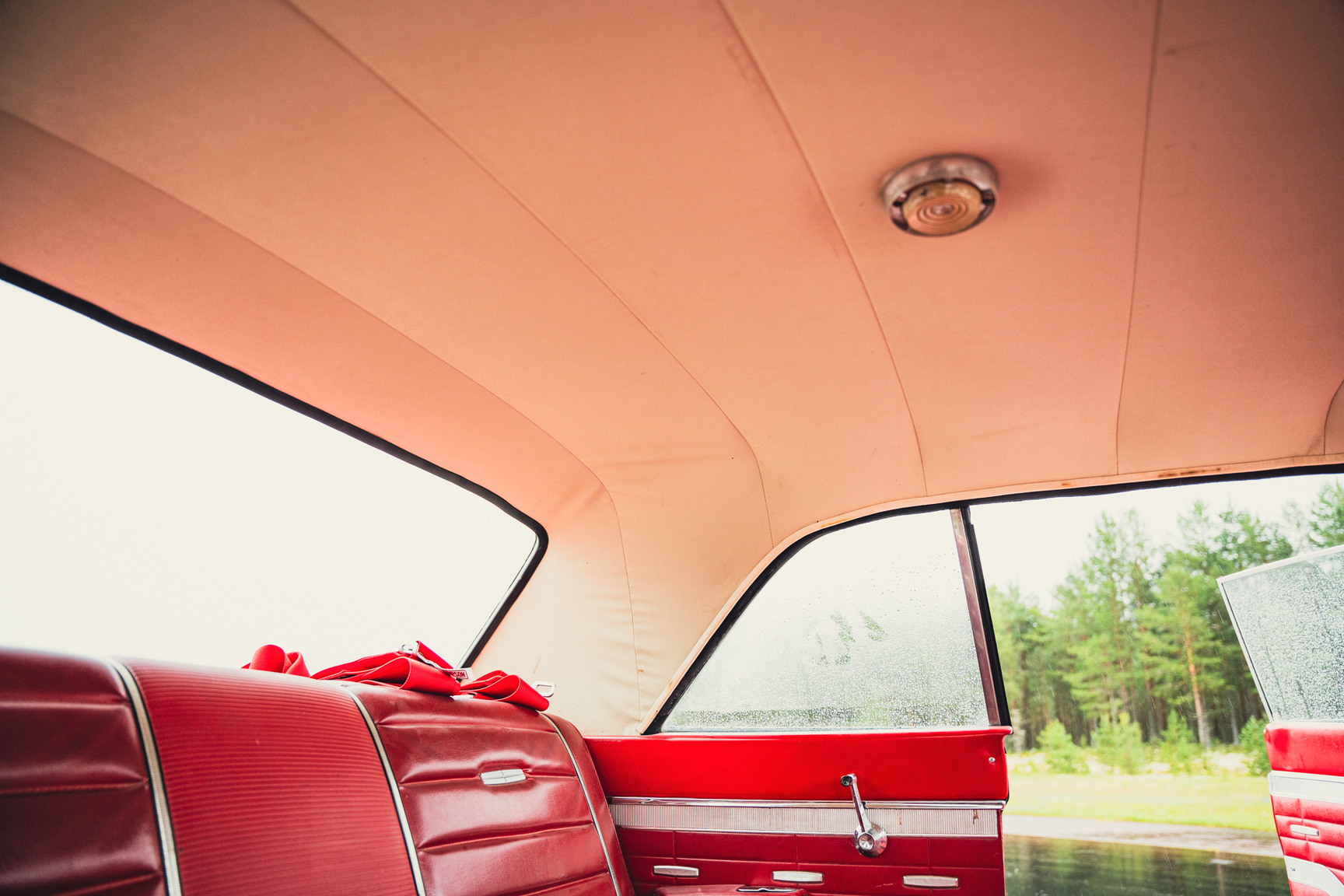 Innenraumfoto von 1964 Ford Fairlane 500 Sport Coupé (45)
