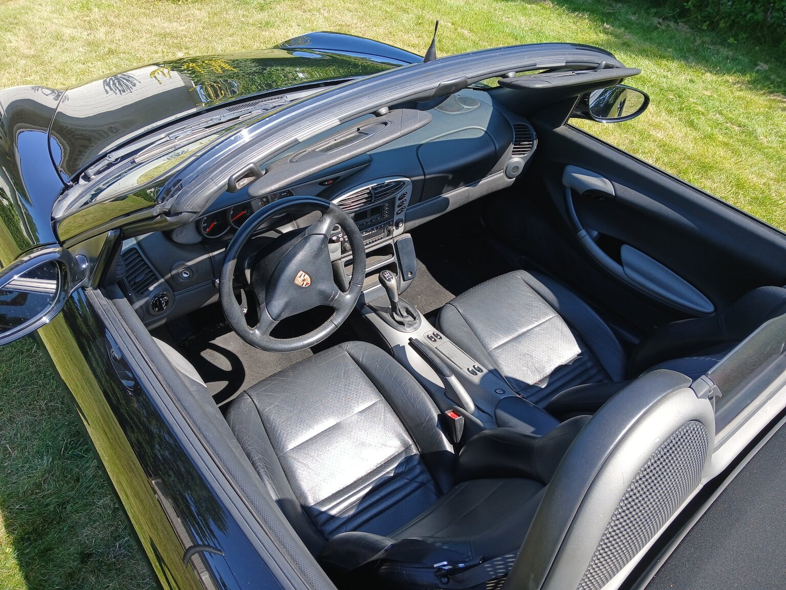 Innenraumfoto von 1999 Porsche Boxster