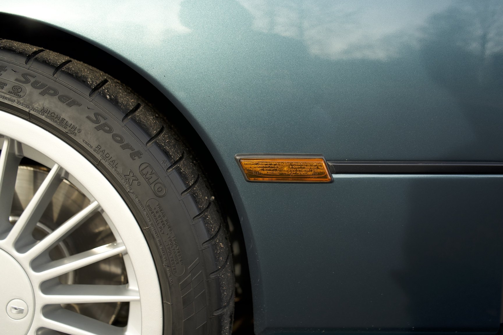 Exteriörbild på 1992 BMW 850i 6-speed manual - NO RESERVE