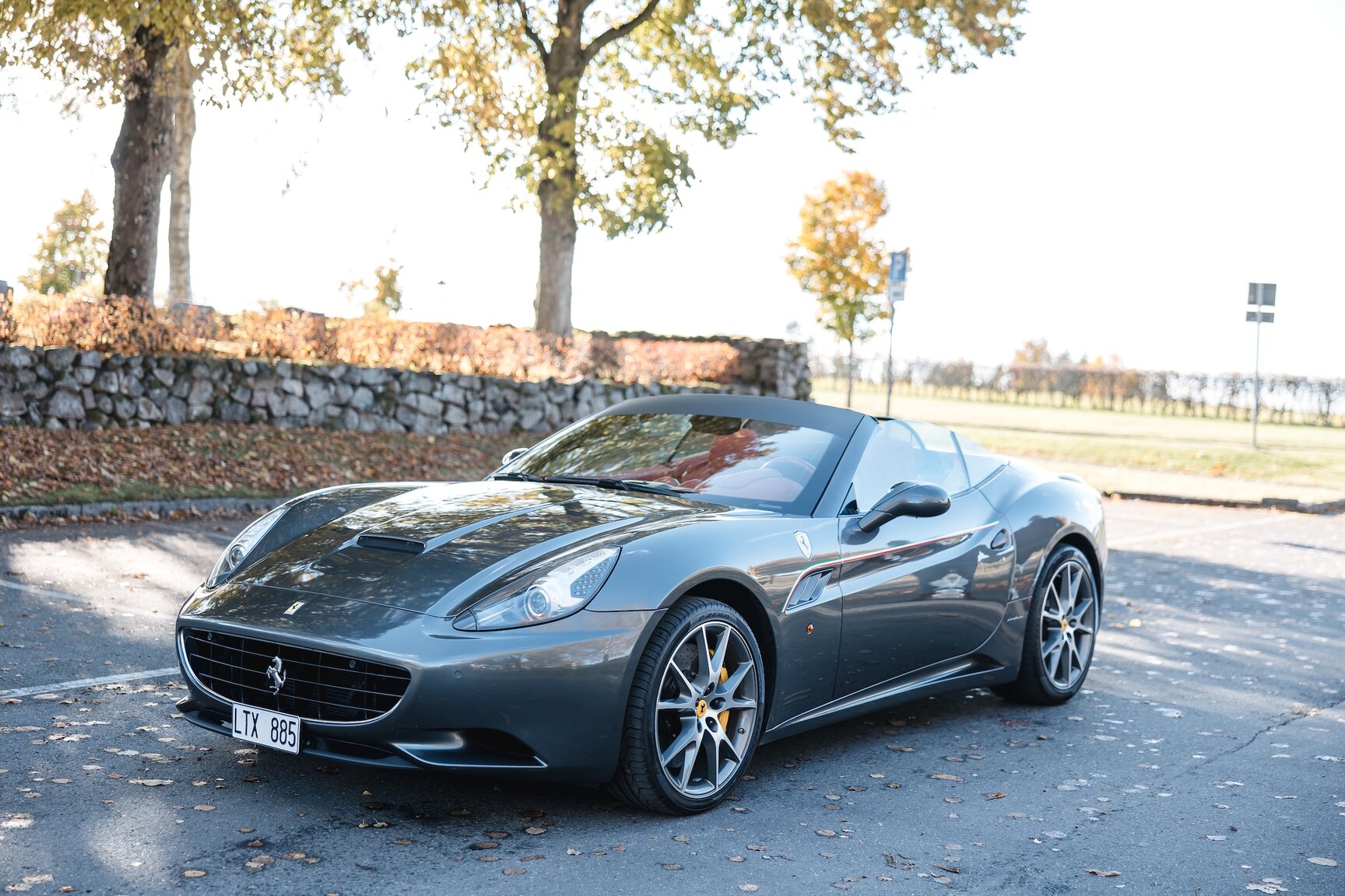 Exterior image of 2011 Ferrari California 