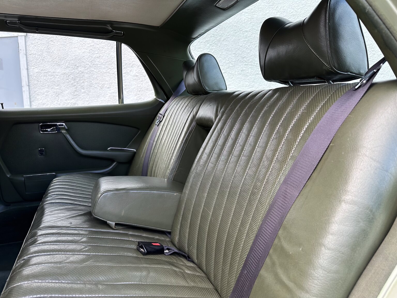 Interiörbild 1975 Mercedes Benz 450 SEL (22)