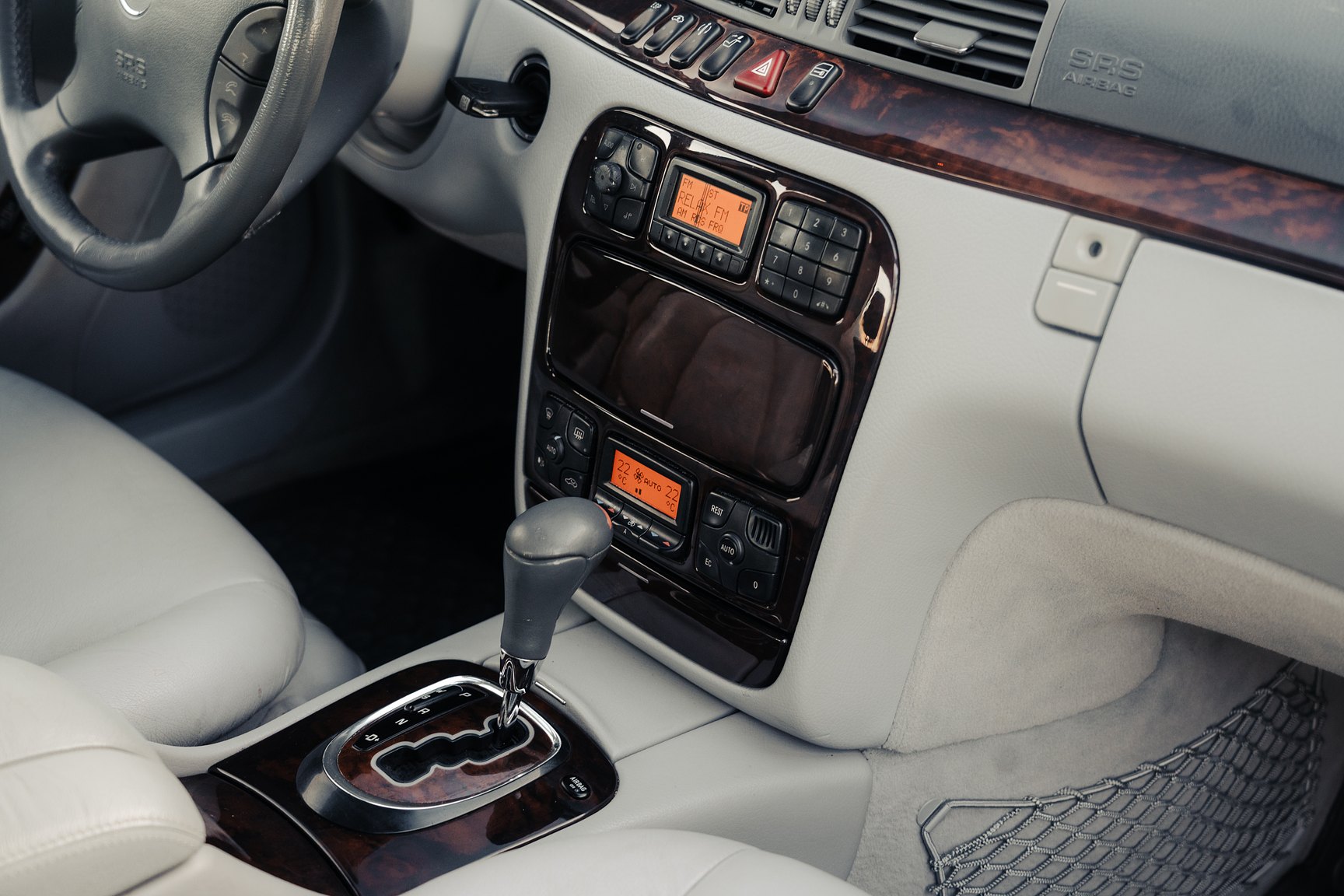 Interiörbild 1999 Mercedes-Benz S 320