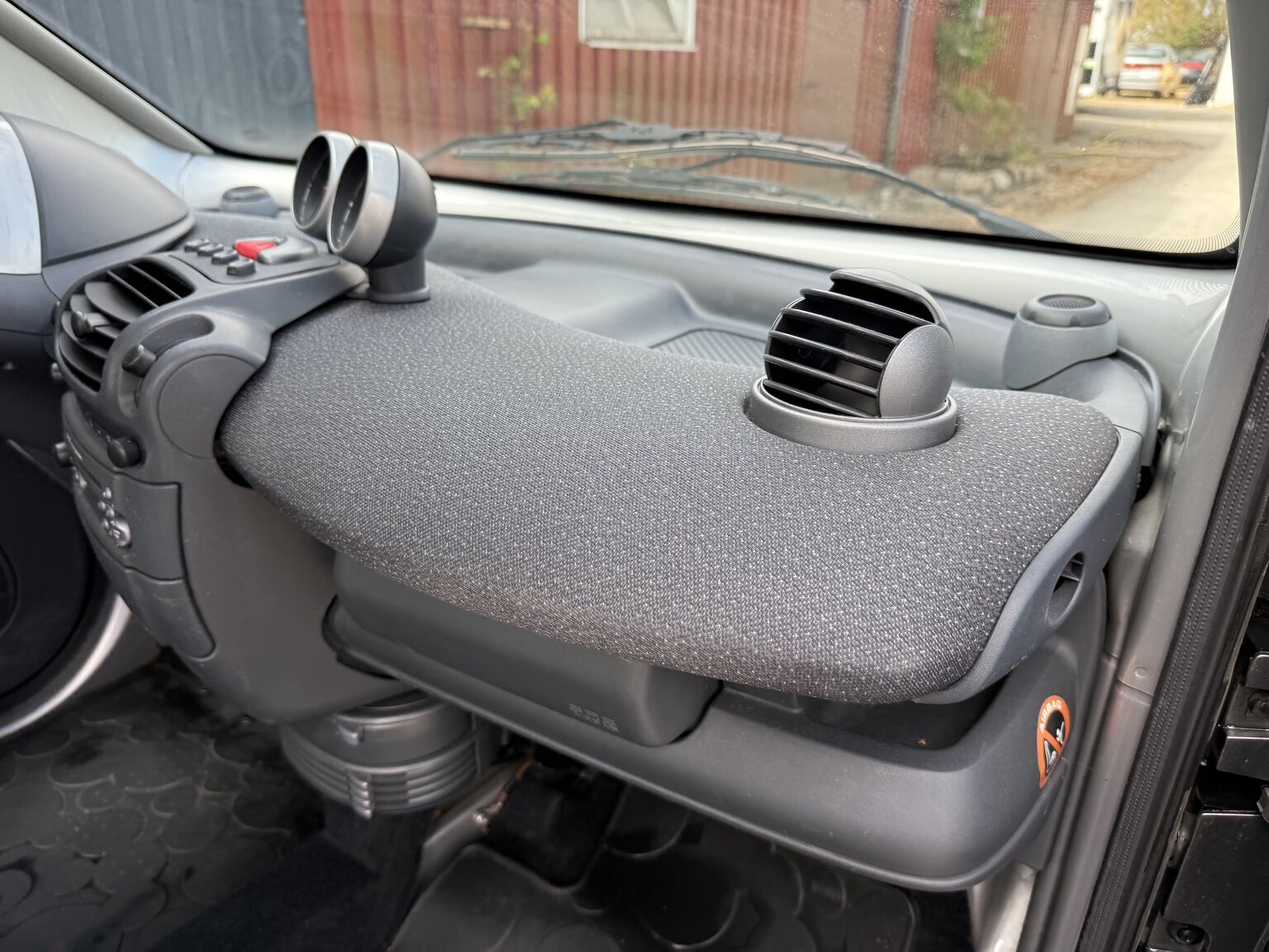Interior image of 2005 Smart Fortwo 0.7