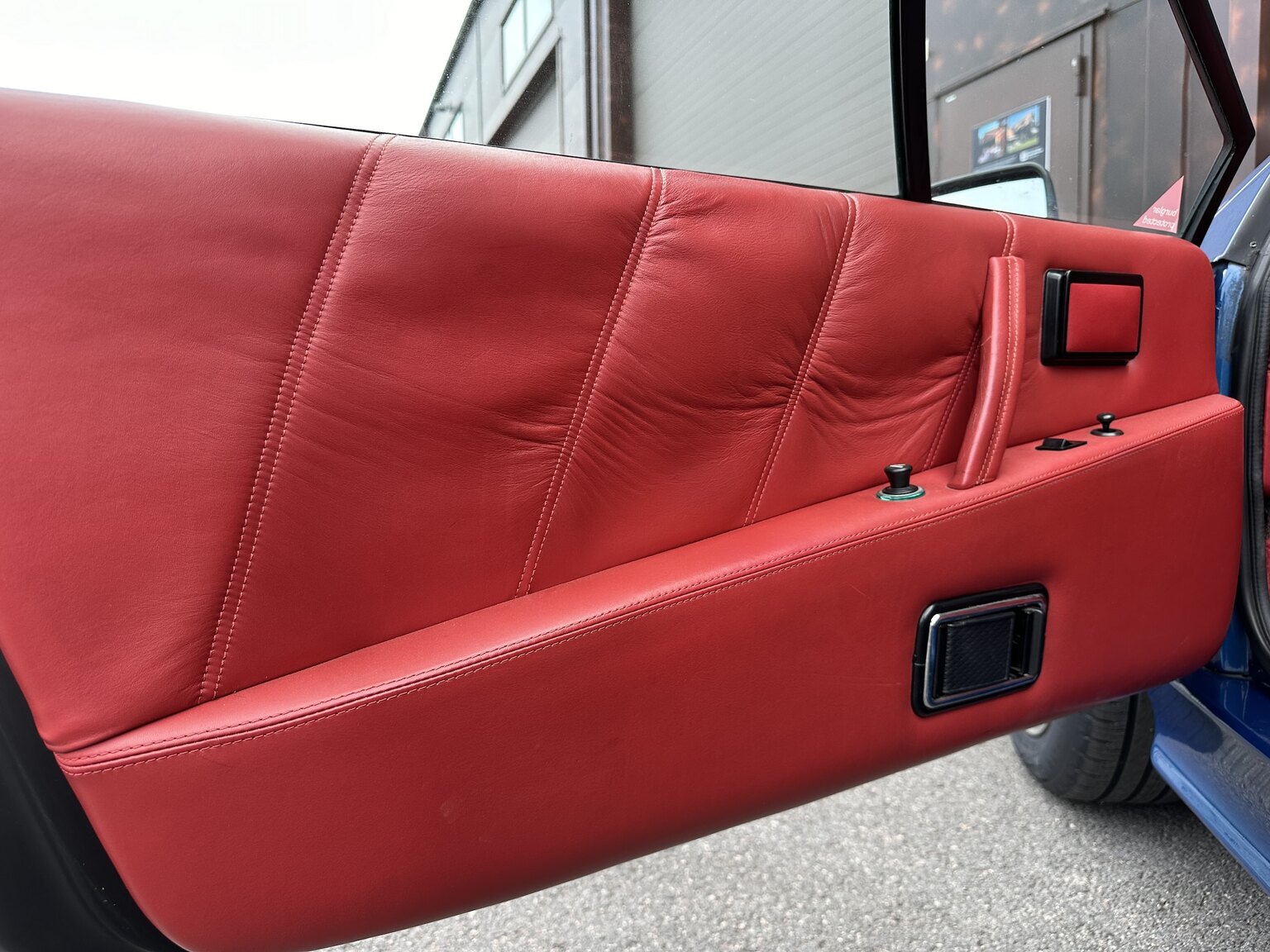 Innenraumfoto von 1987 Lotus Esprit Turbo HCi (3)