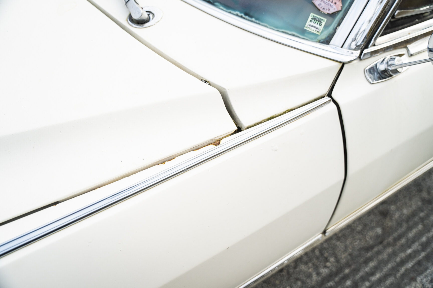 Exteriörbild på 1965 Cadillac De Ville convertible