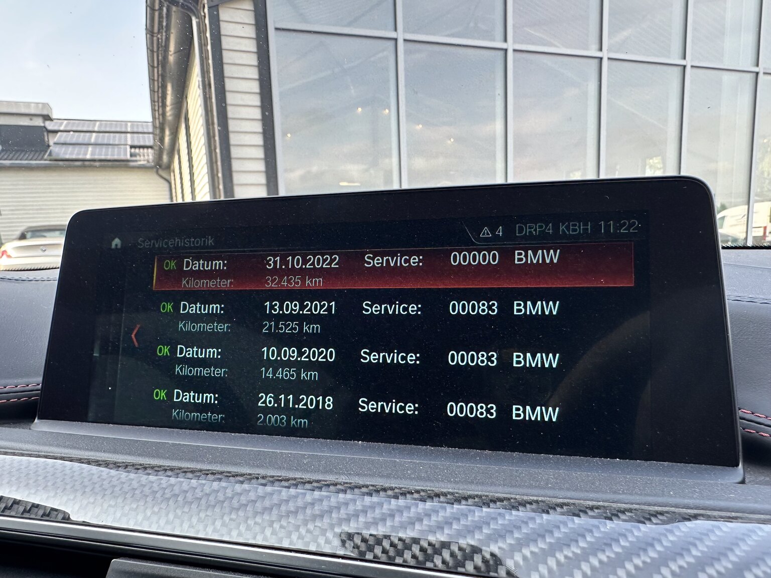 Interiörbild 2018 BMW M4 Competition Convertible F83 Manual